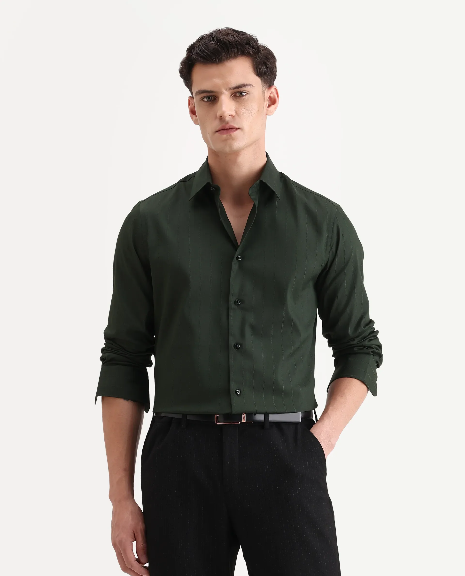 Rare Rabbit Men's Dyke Dark Green Cotton Blend Fabric Spread Collar Regular Fit Striped Shirt - Image 4