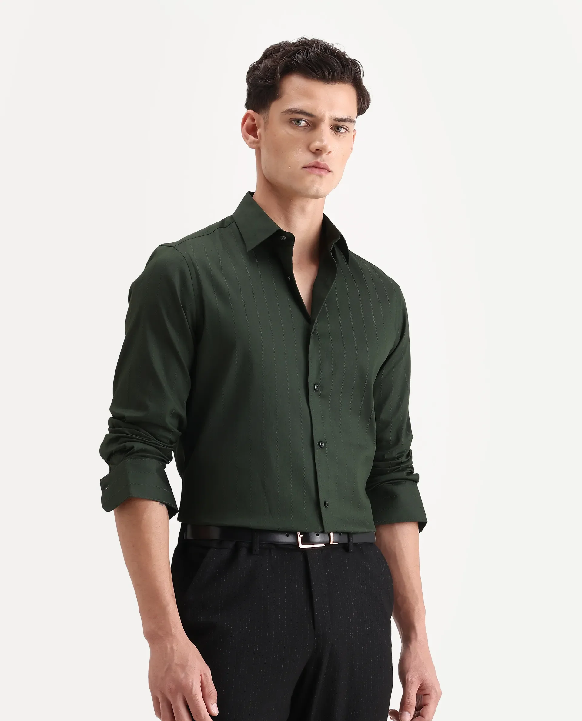 Rare Rabbit Men's Dyke Dark Green Cotton Blend Fabric Spread Collar Regular Fit Striped Shirt - Image 6