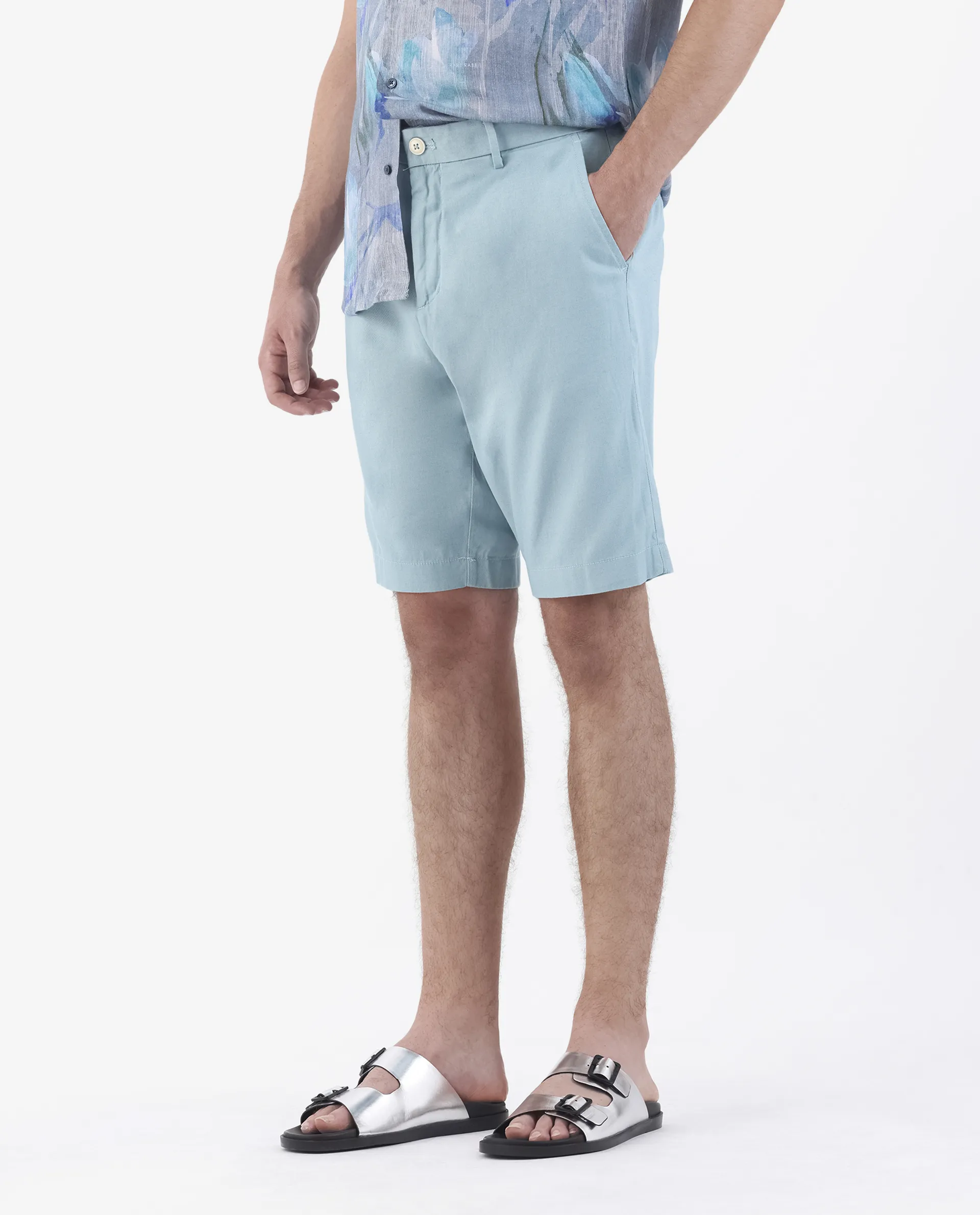 Rare Rabbit Men's Edam Turq Linen Blend Plain Relaxed Fit Shorts - Image 5