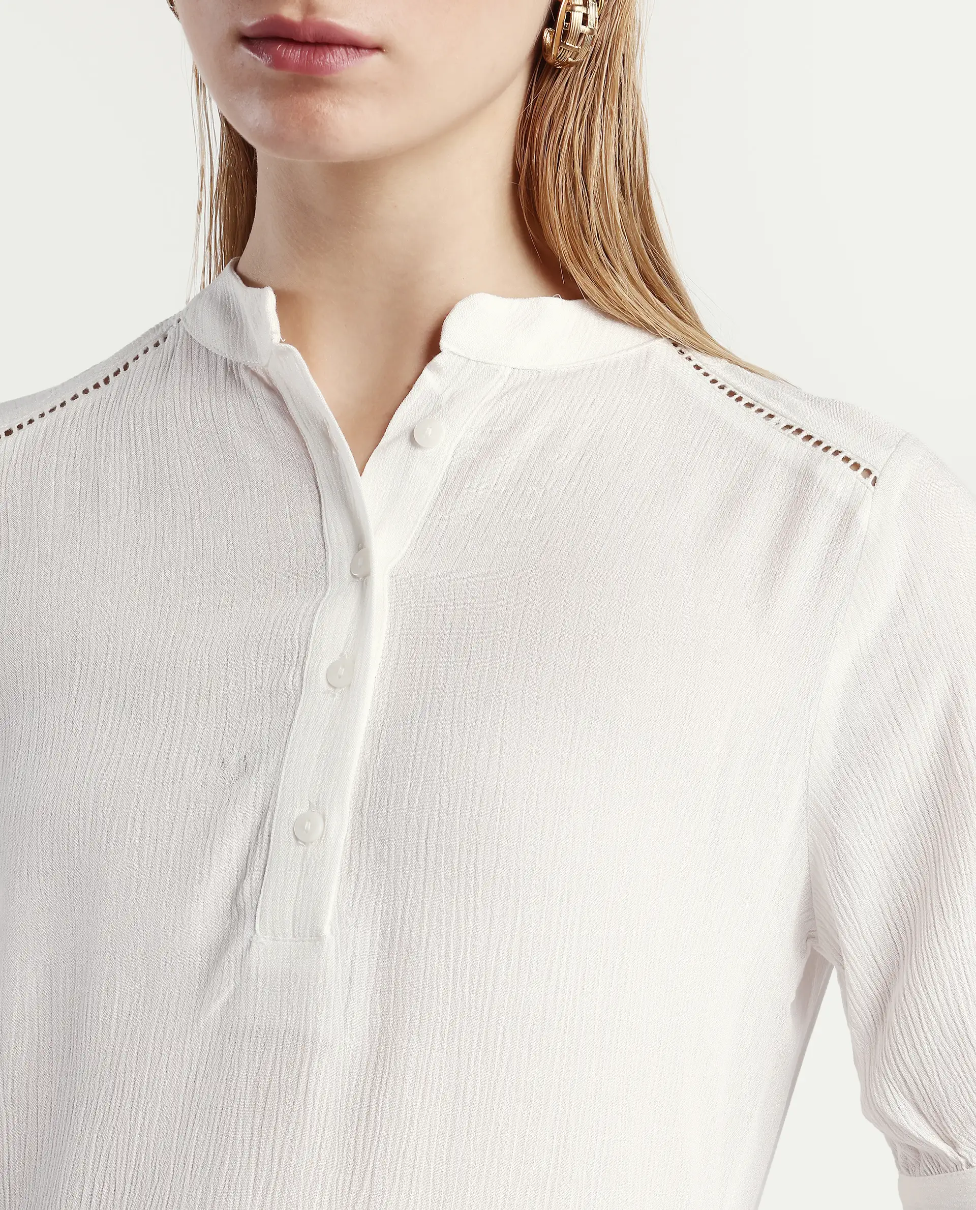 Rareism Women's Elane White Viscose Mandarin Collar Regular Fit Plain Top - Image 4