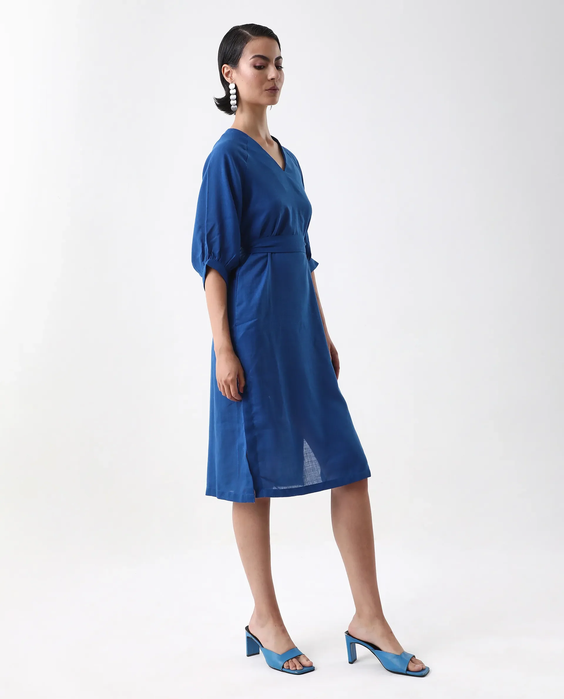 Rareism Women's Elarat Dark Blue Linen V-Neck Plain Bishop Sleeve Midi A-Line Dress - Image 5