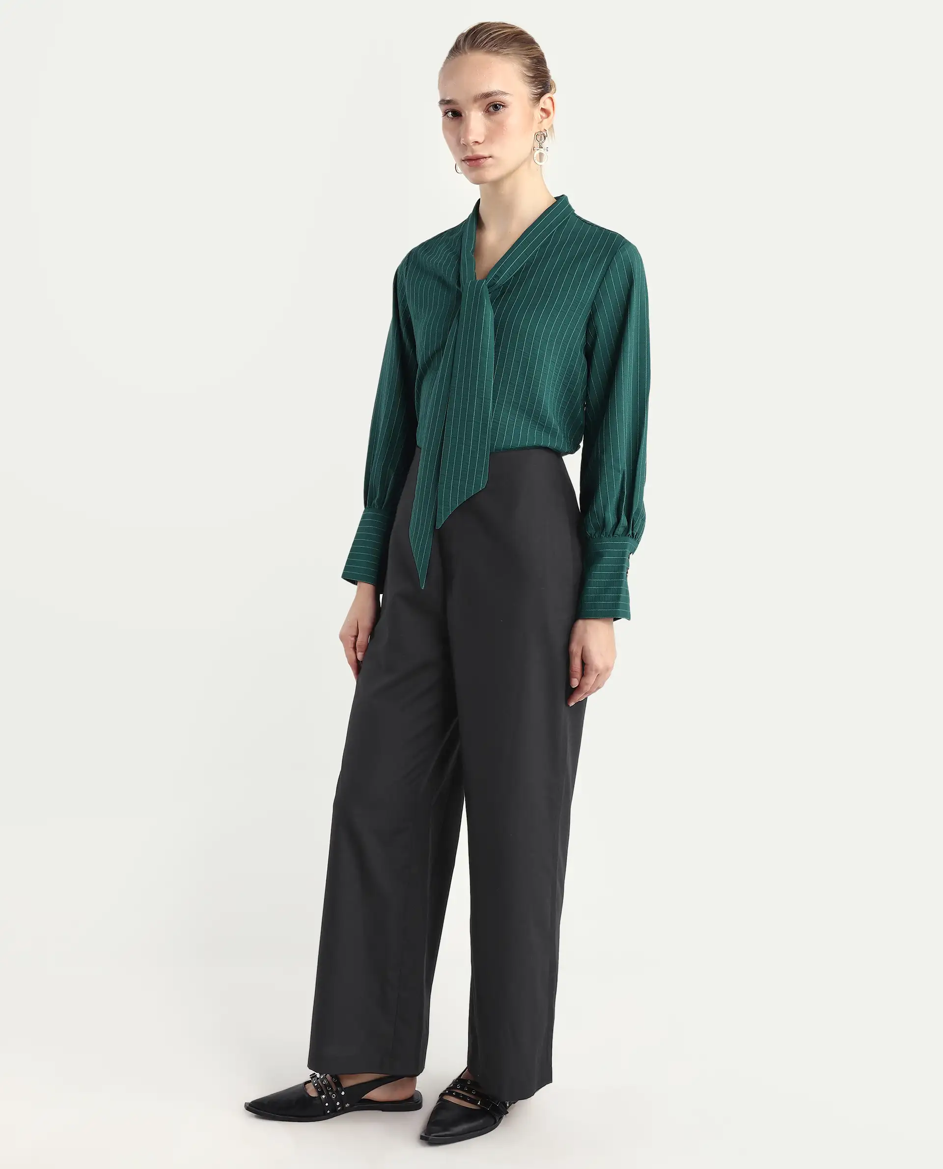 Rareism Women Elary Black Viscose Blend Button Closure Wide Leg Fit Plain Trouser - Image 6