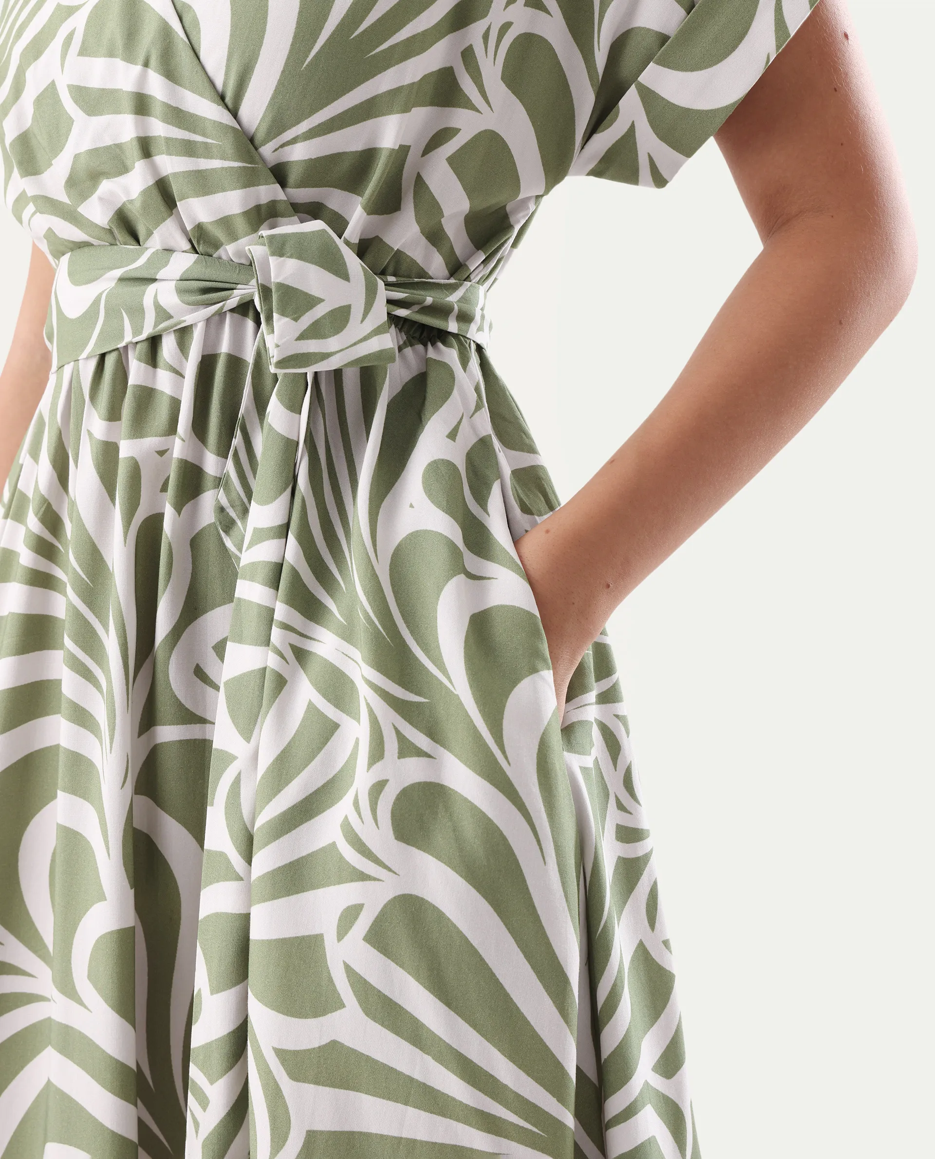 Rareism Women's Elean Olive Viscose Overlap Neck Flared Printed Midi Dress - Image 5