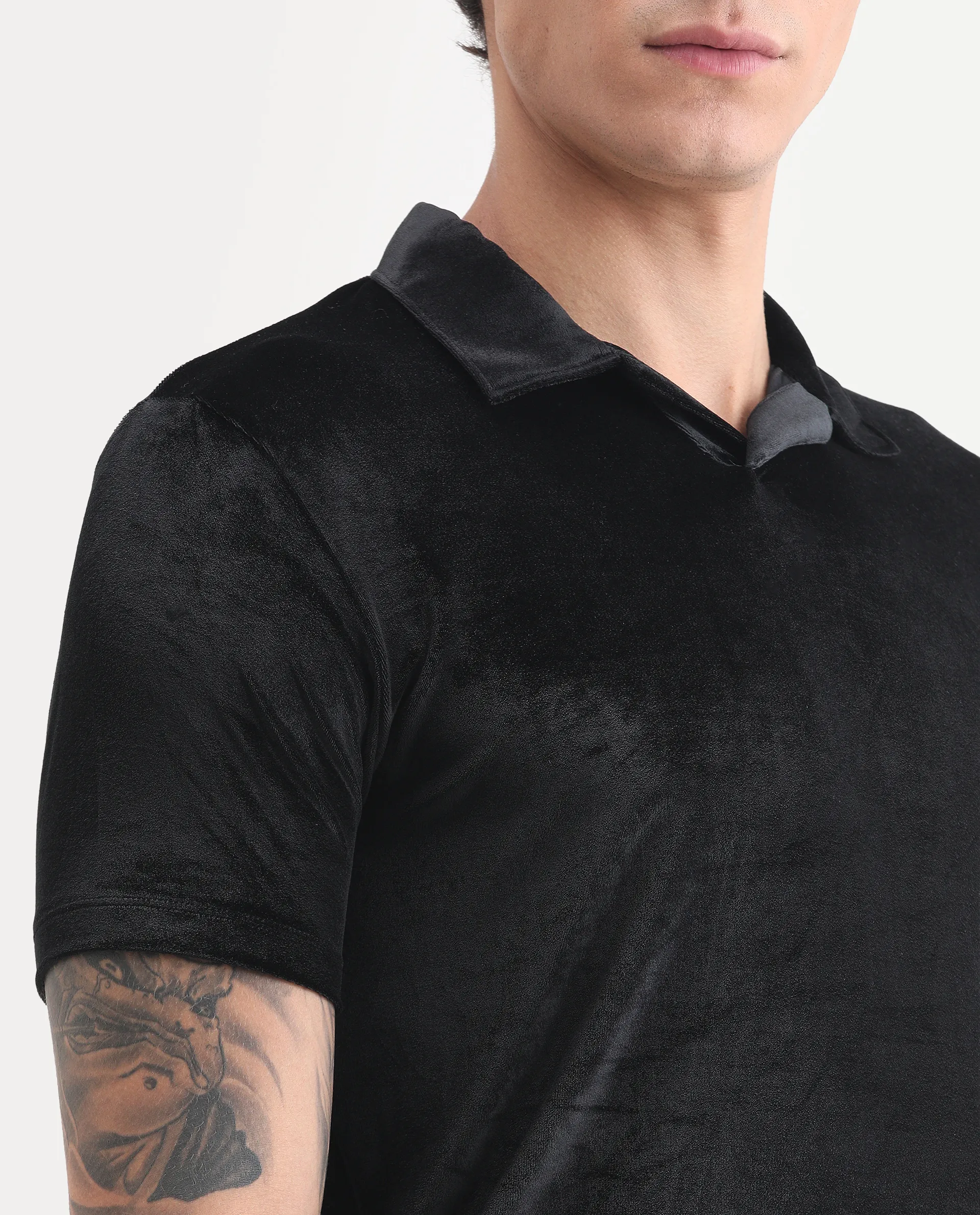 Rare Rabbit Men's Electro Black Velvet Plain Regular Fit Half Sleeve Polo - Image 3