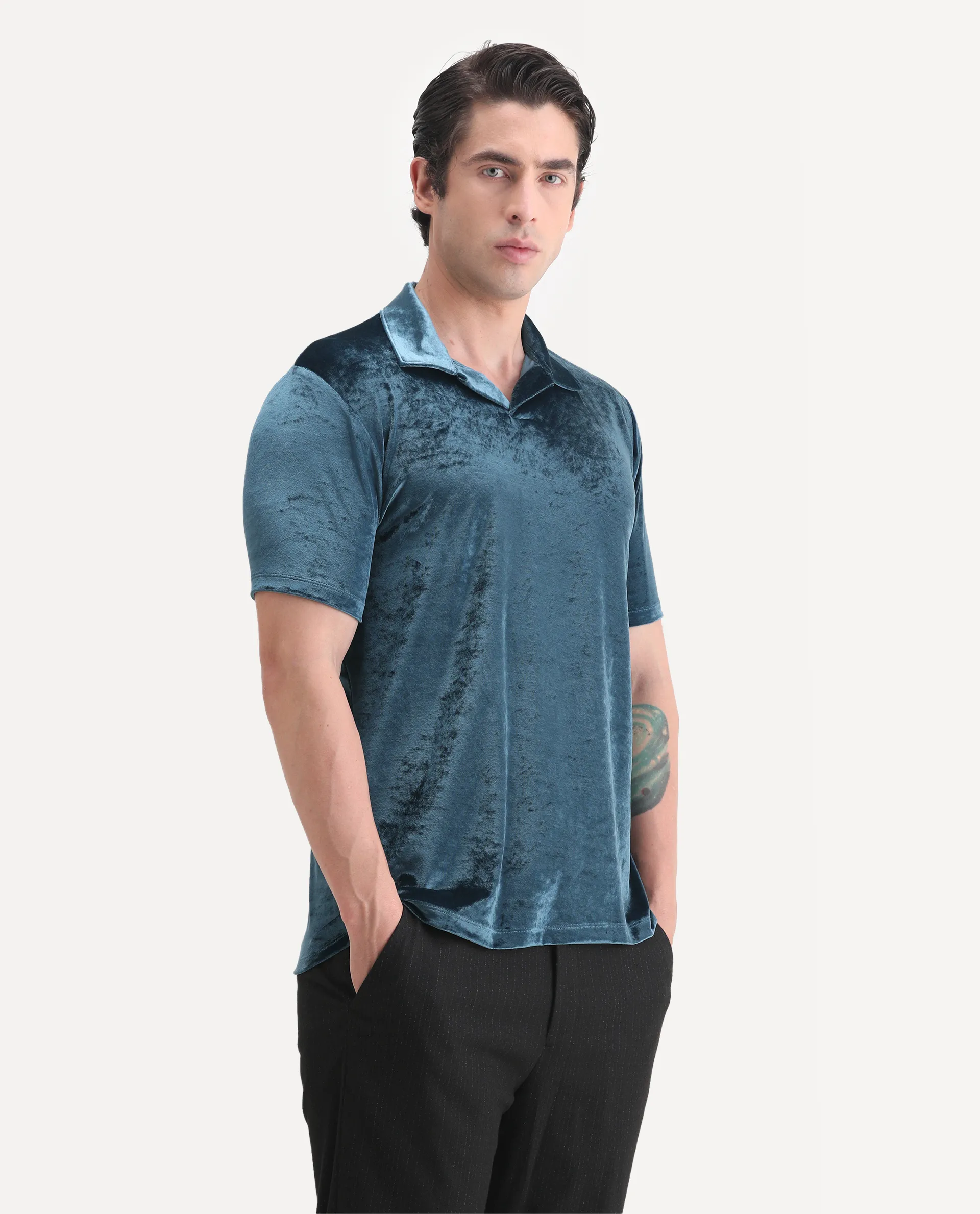 Rare Rabbit Men's Electro Teal Velvet Plain Regular Fit Half Sleeve Polo - Image 4