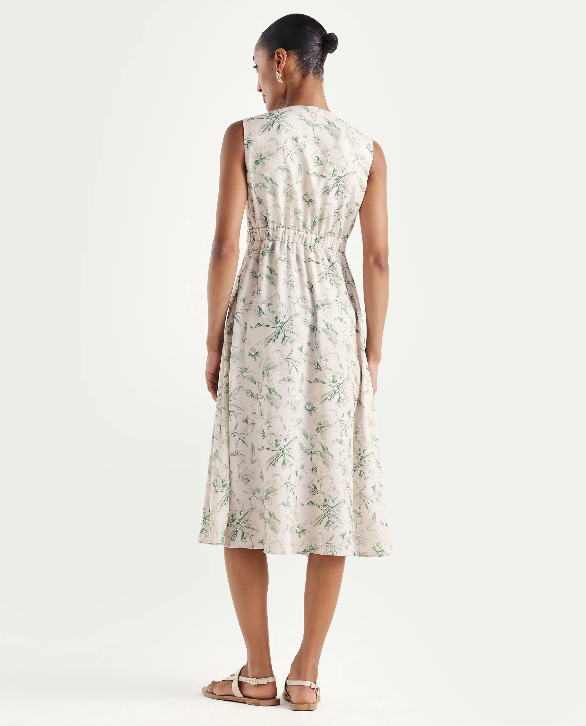 Rareism Women's Eletass26 Light Green Sleeveless V-Neck A-Line Printed Dress - Image 7