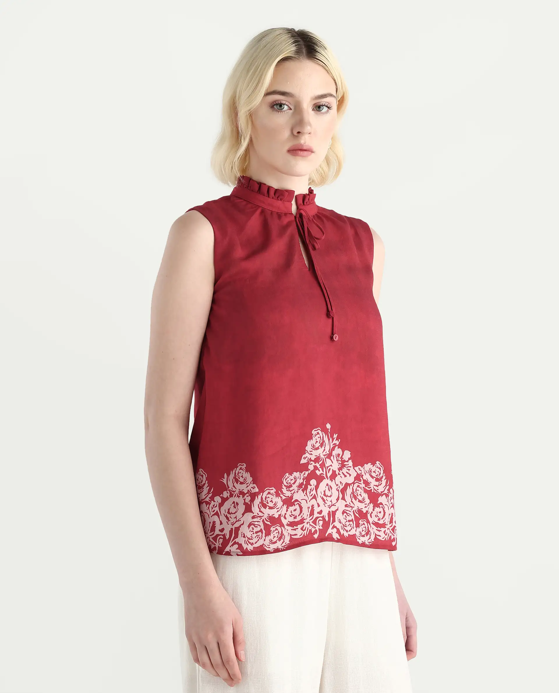 Rareism Women's Elfin Red Polyester Sleeveless Mandarin Collar Regular Fit Top - Image 7