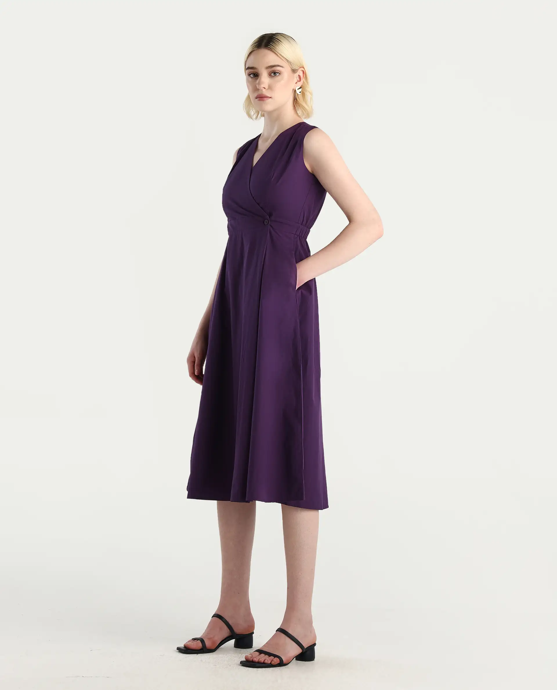 Rareism Women's Elmos Purple Cotton Sleeveless V-Neck A-Line Fit Plain Midi Dress - Image 6