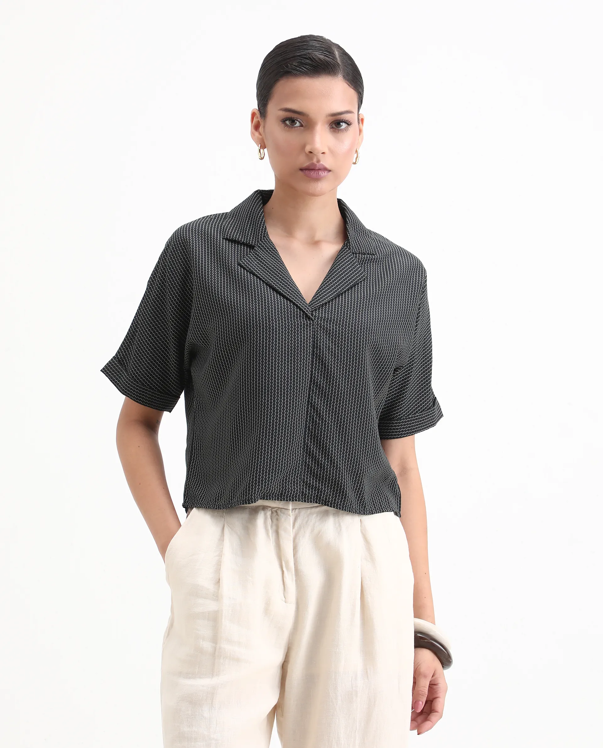 Rareism Women's Elnin Black Viscose Extended Sleeves Lapel Neck Regular Fit Top - Image 4
