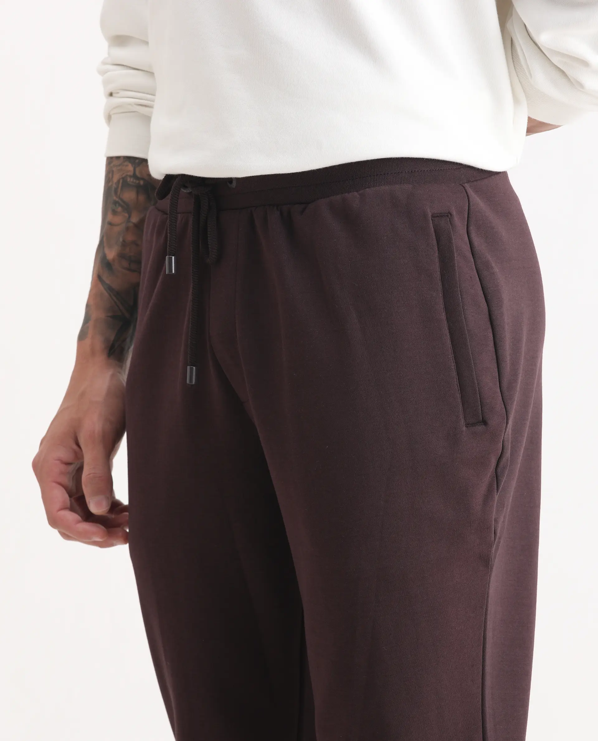Rare Rabbit Men's Elo Maroon Cotton Plain Regular Fit Joggers - Image 3