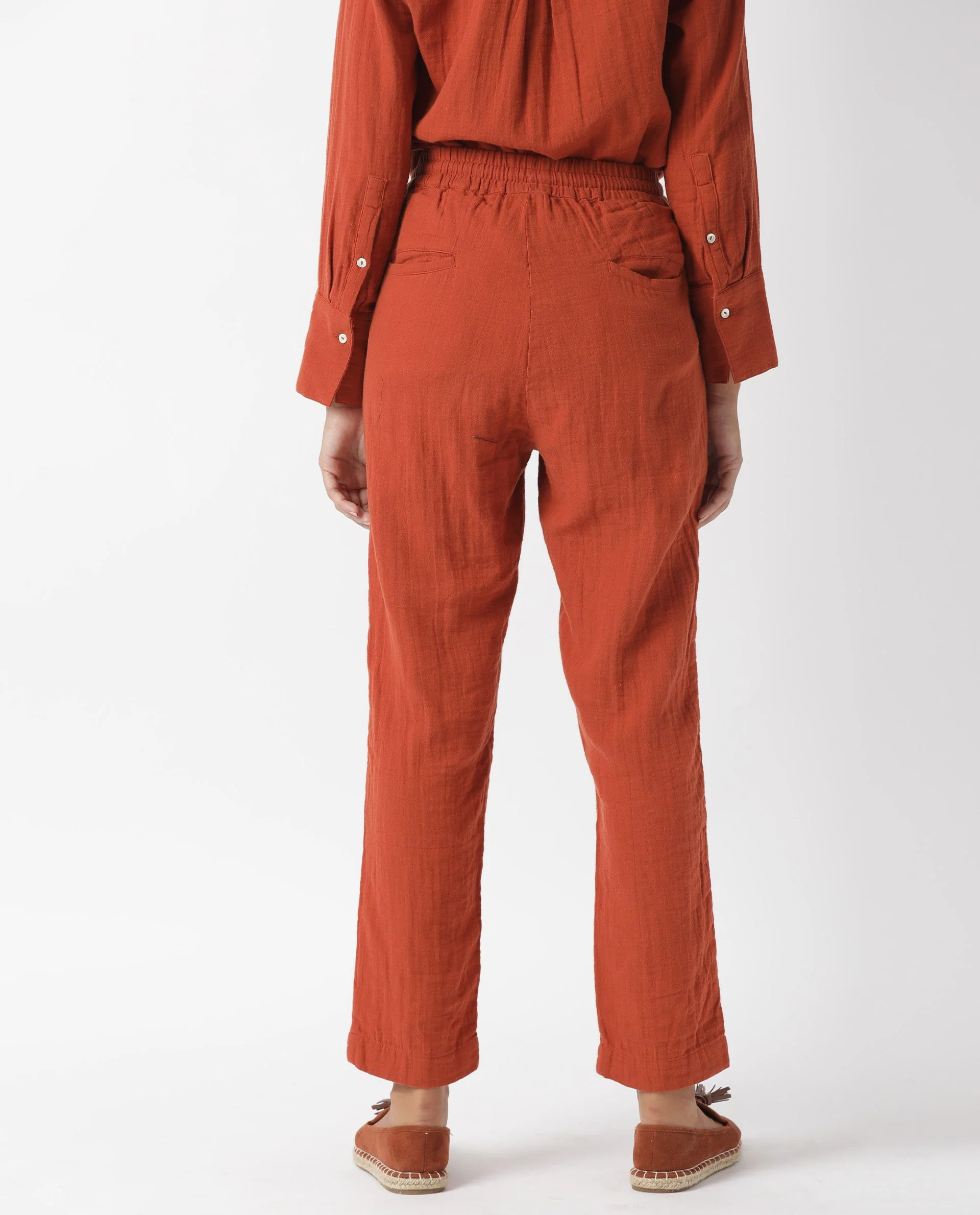 Rareism Women's Elo Rust Cotton Plain Ankle Length Regular Fit Trouser - Image 7