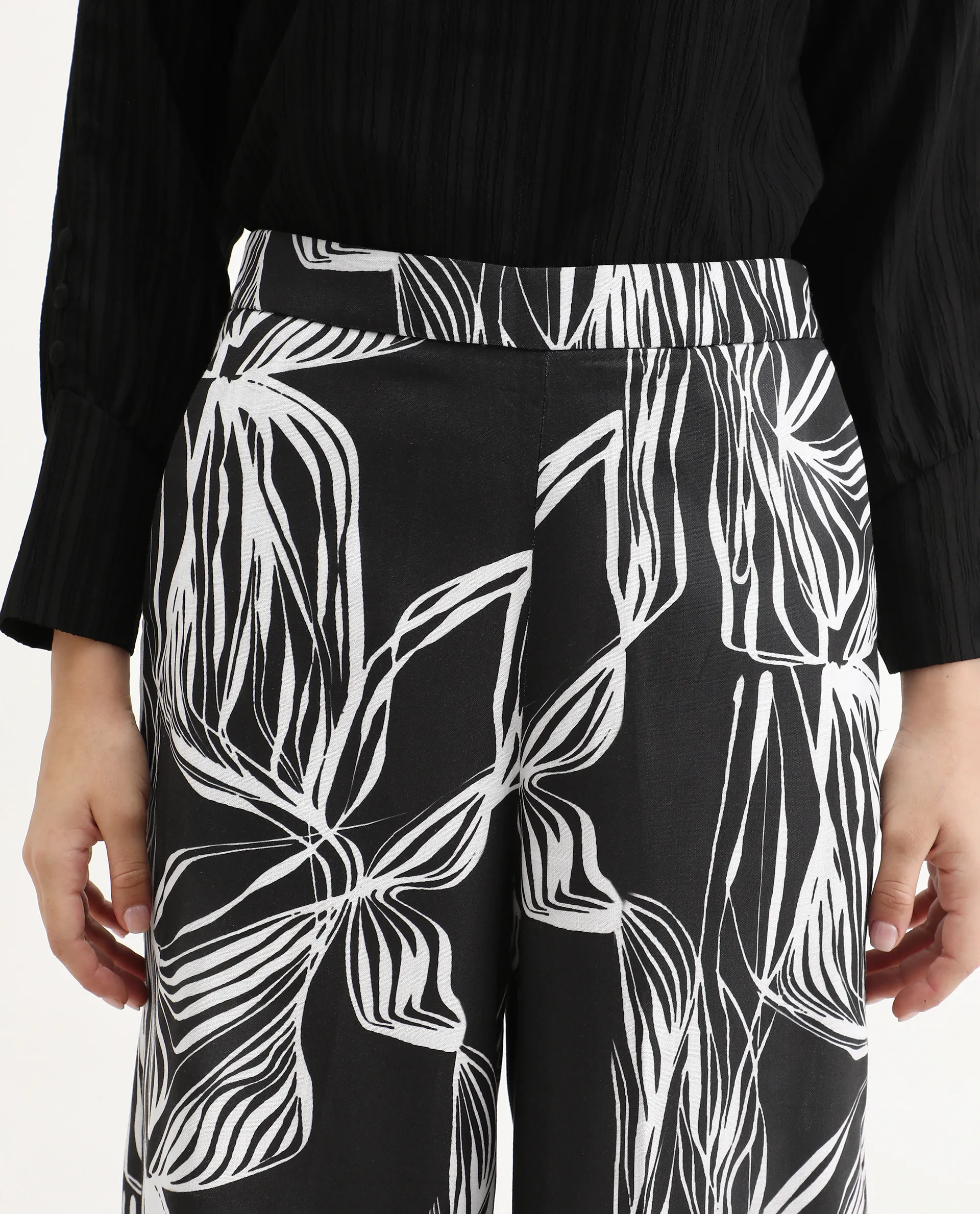 Rareism Women's Eloff-B Black Polyester Zipper Closure Wide Ankle Length Abstract Print Trouser - Image 3