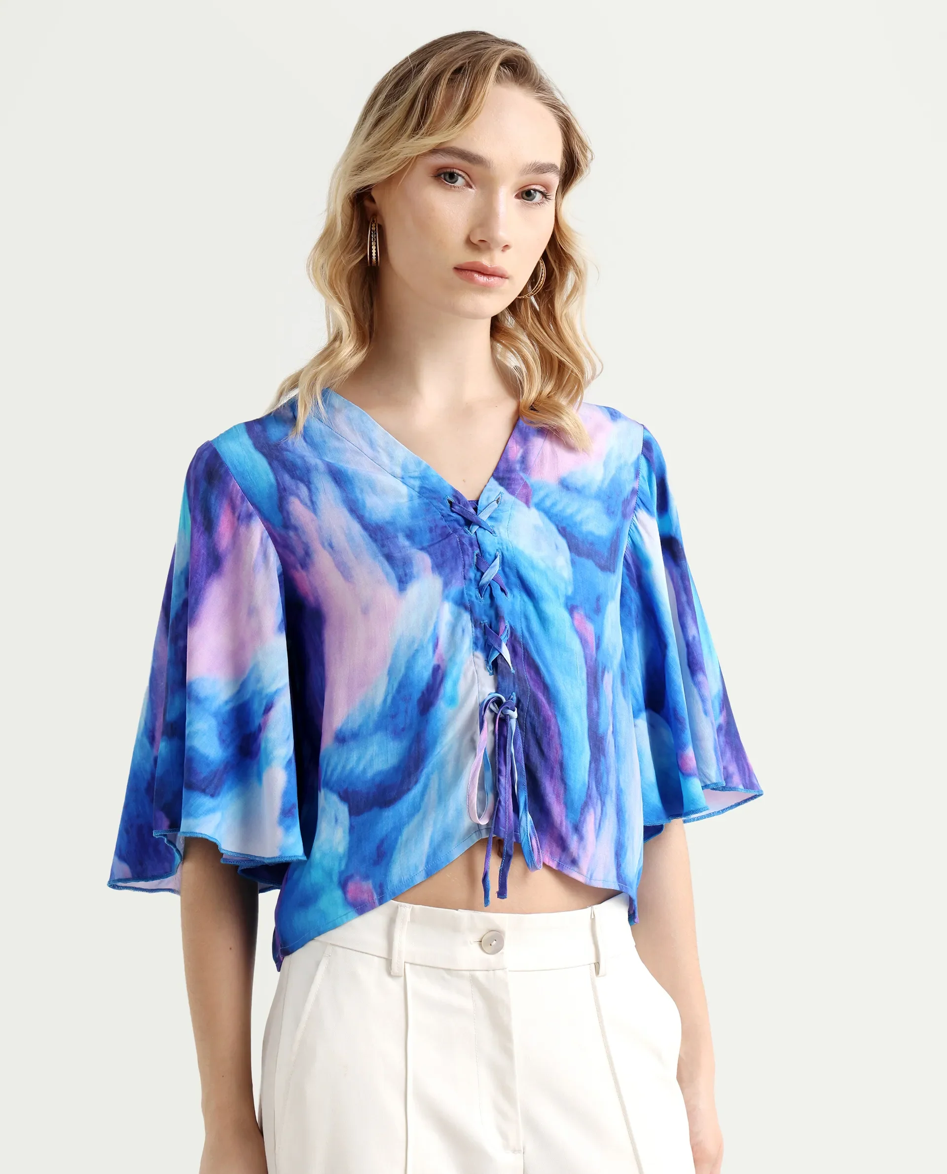 Rareism Women's Eltop Blue Polyester V-Neck Abstract Print Flared Sleeve Crop Relaxed Fit Top - Image 6
