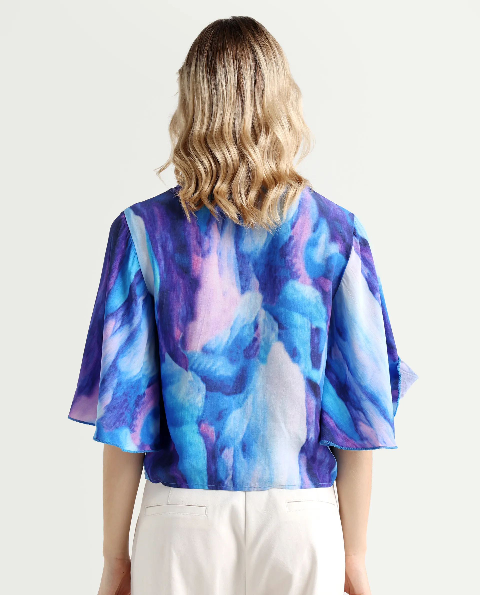 Rareism Women's Eltop Blue Polyester V-Neck Abstract Print Flared Sleeve Crop Relaxed Fit Top - Image 7