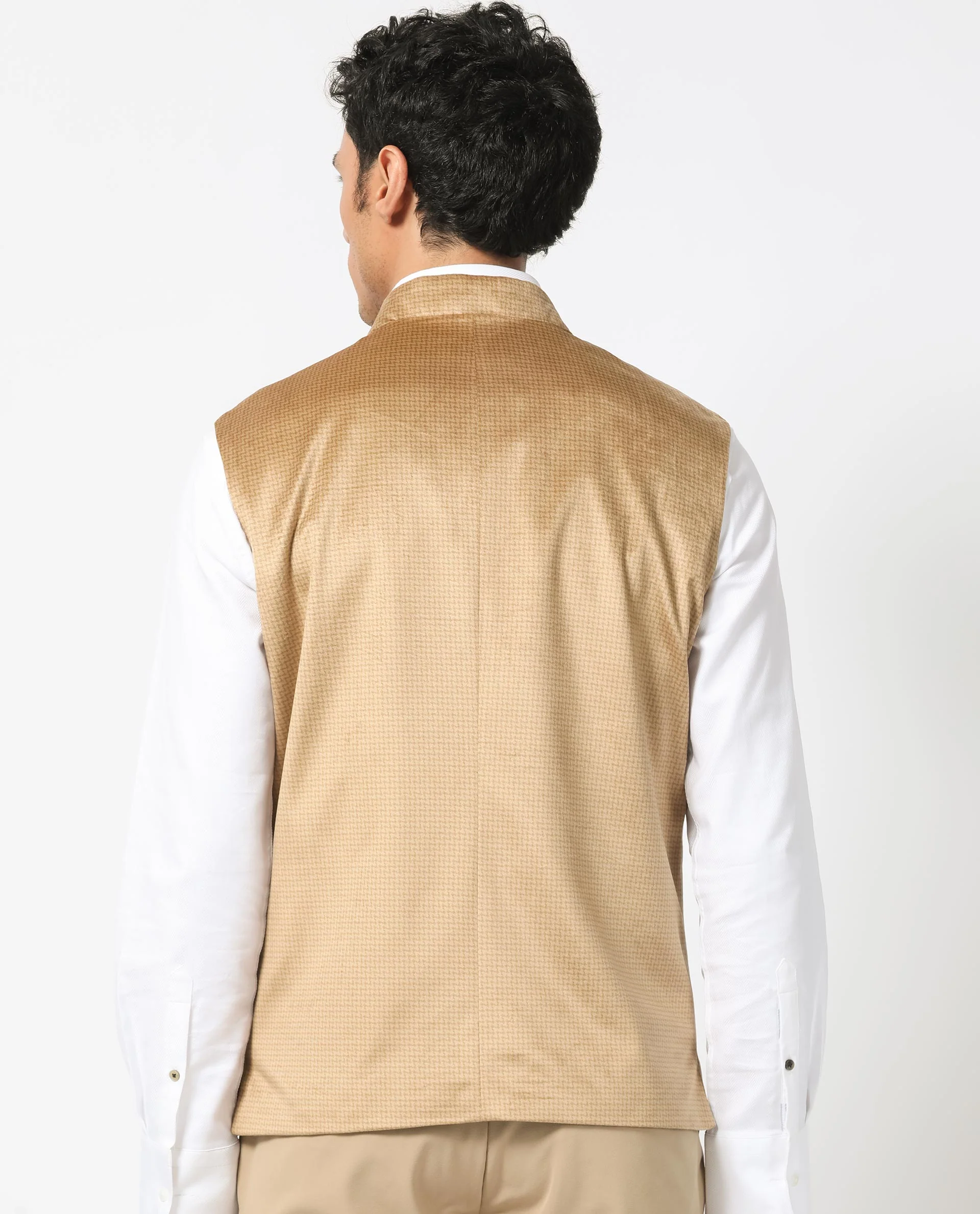 Rare Rabbit Men's Emerald Light Beige Polyester Plain Tailored Fit Sleeveless Mandarin Collar Bandhgala Rare Rabbit Men's Lasmos-B1 Beige Viscose Embroidered Regular Fit Sleeveless Mandarin Collar Bandhgala Nehru Jacket - Image 6