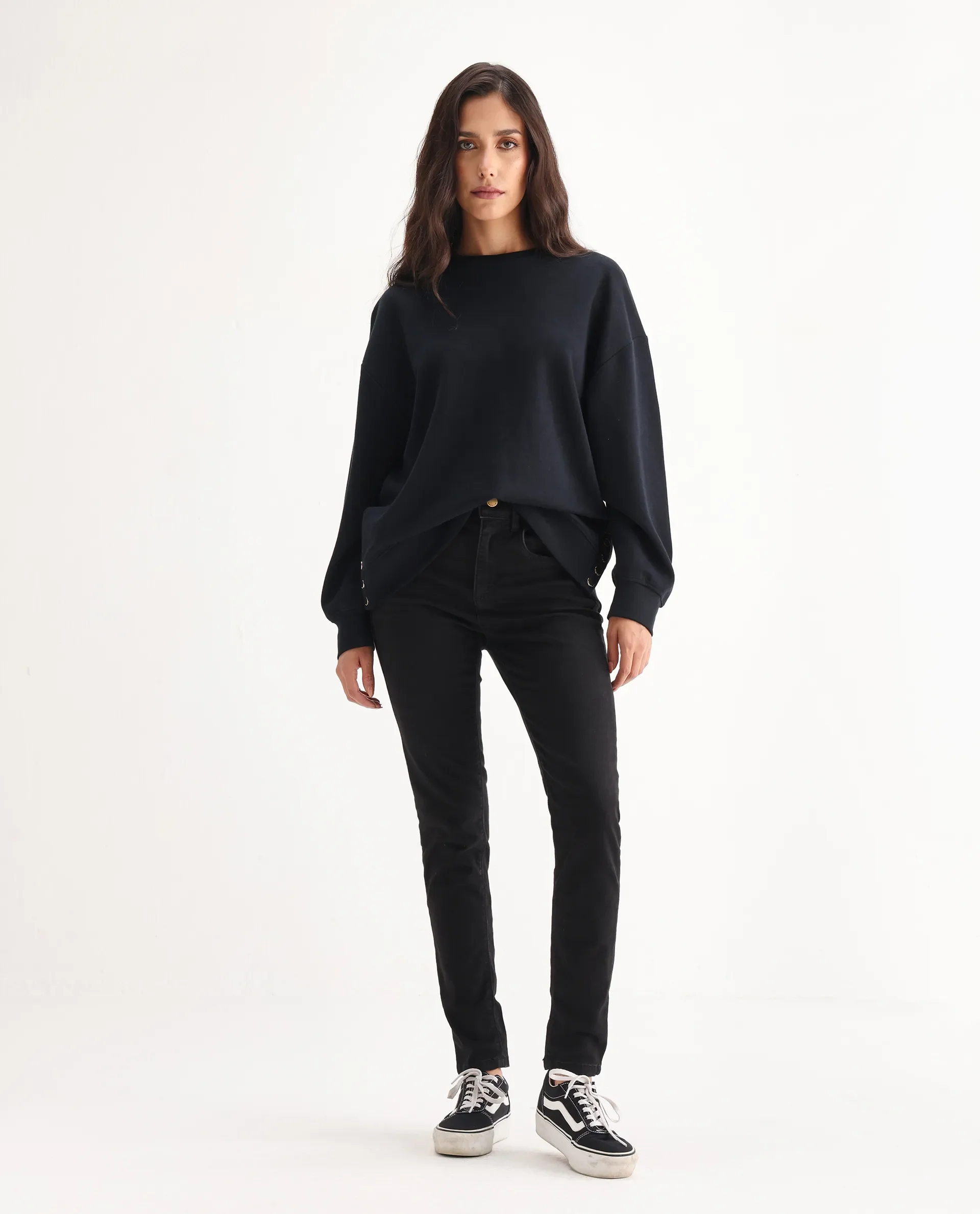 Rareism Women's Emerald Black Cotton Blend Plain Ankle Length Slim Fit Jeans - Image 6