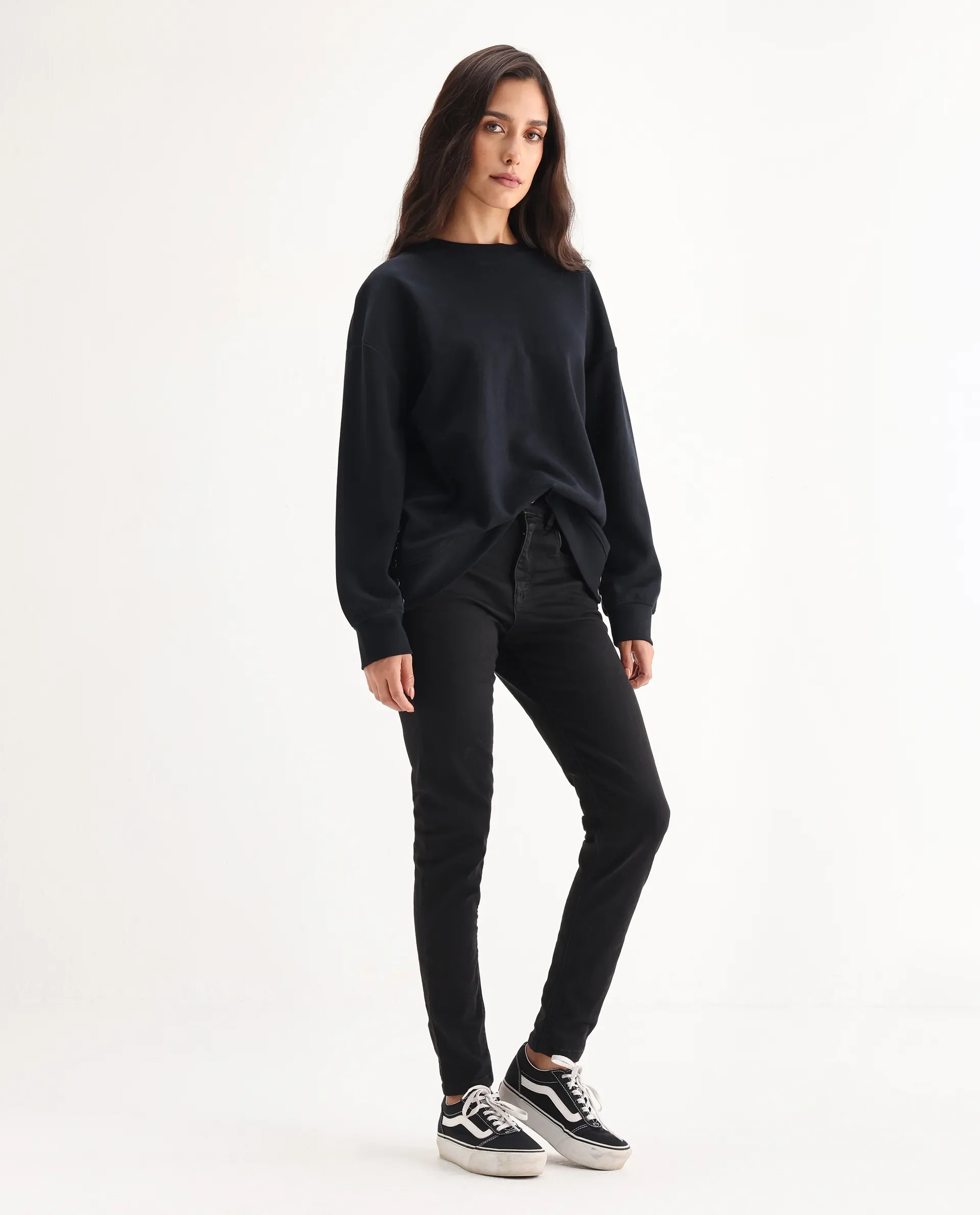 Rareism Women's Emerald Black Cotton Blend Plain Ankle Length Slim Fit Jeans - Image 8