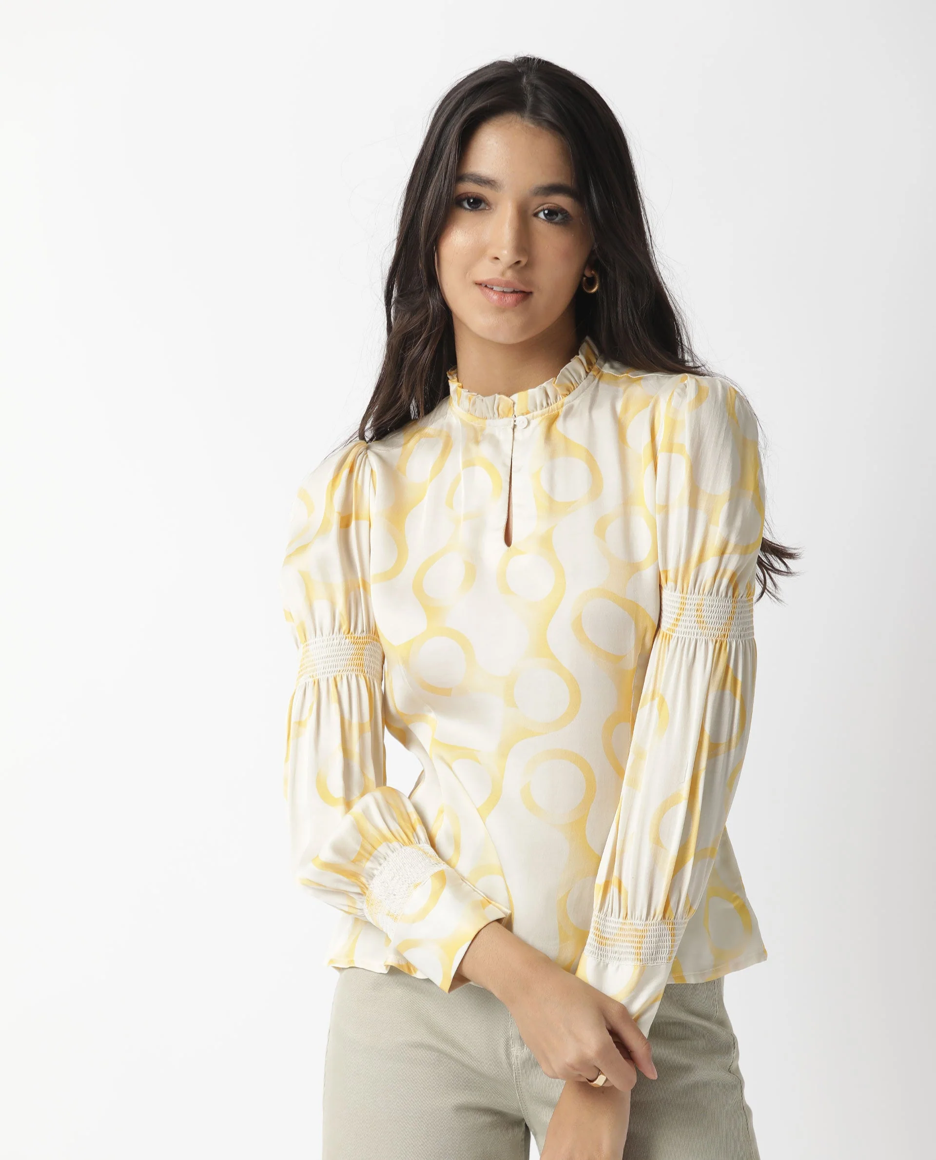 Rareism Women's Emm Offwhite Modal Blend Sweetheart Neck Printed Ruffled Sleeve Slim Fit Top - Image 2