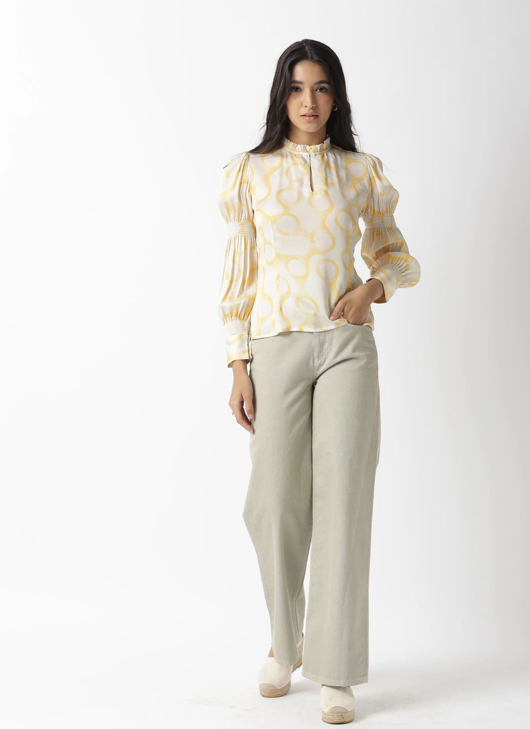 Rareism Women's Emm Offwhite Modal Blend Sweetheart Neck Printed Ruffled Sleeve Slim Fit Top - Image 3