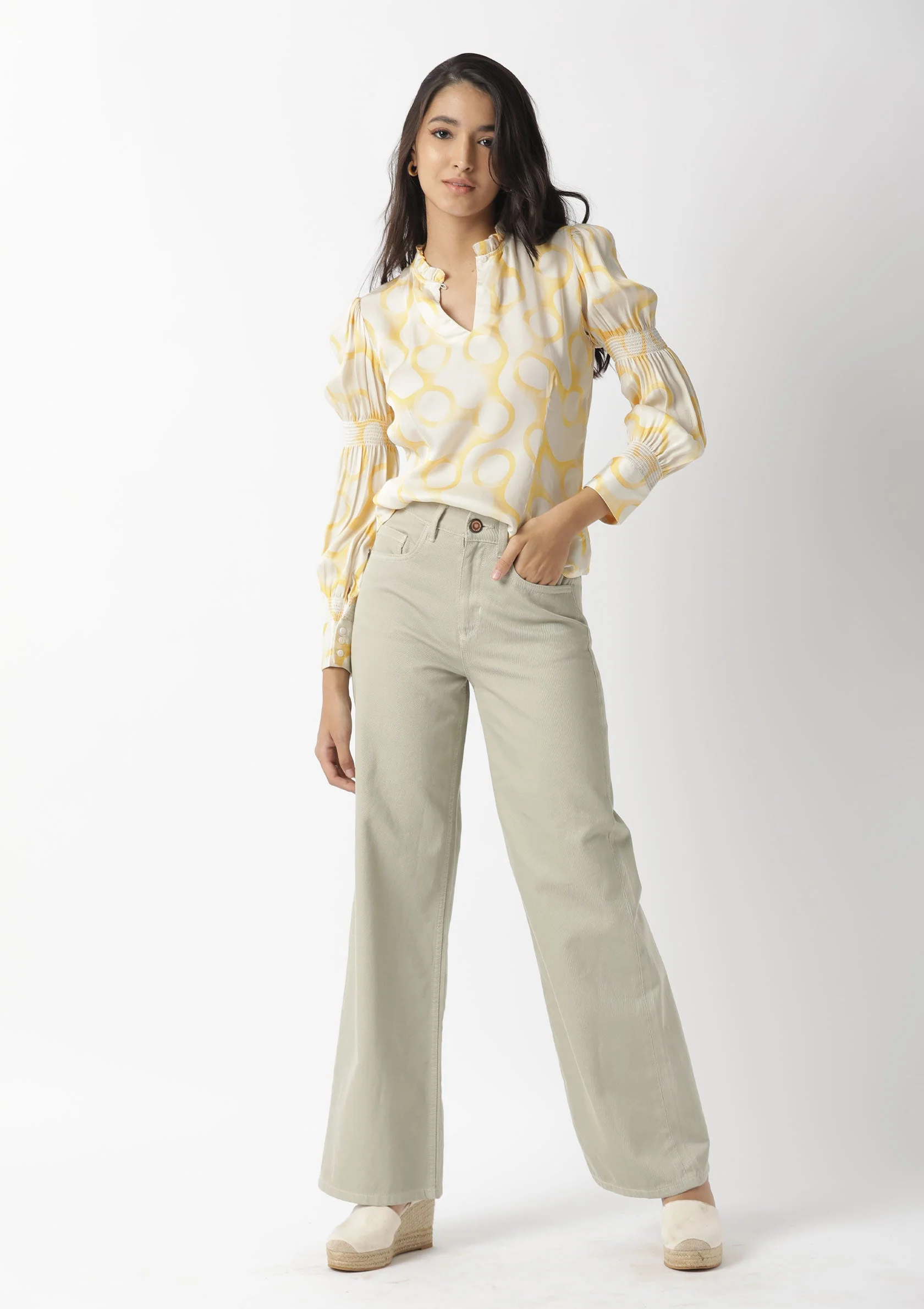 Rareism Women's Emm Offwhite Modal Blend Sweetheart Neck Printed Ruffled Sleeve Slim Fit Top - Image 7