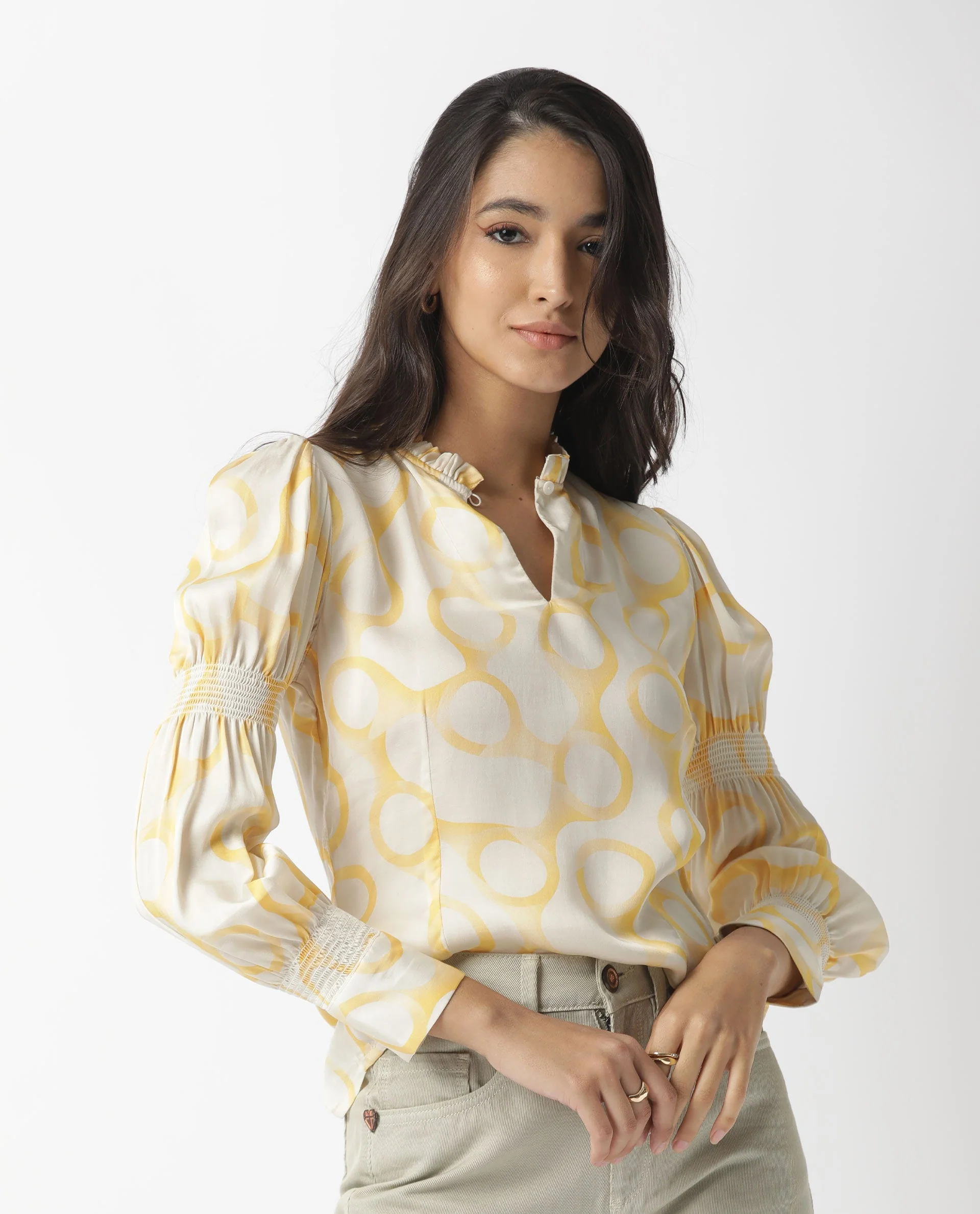 Rareism Women's Emm Offwhite Modal Blend Sweetheart Neck Printed Ruffled Sleeve Slim Fit Top - Image 8