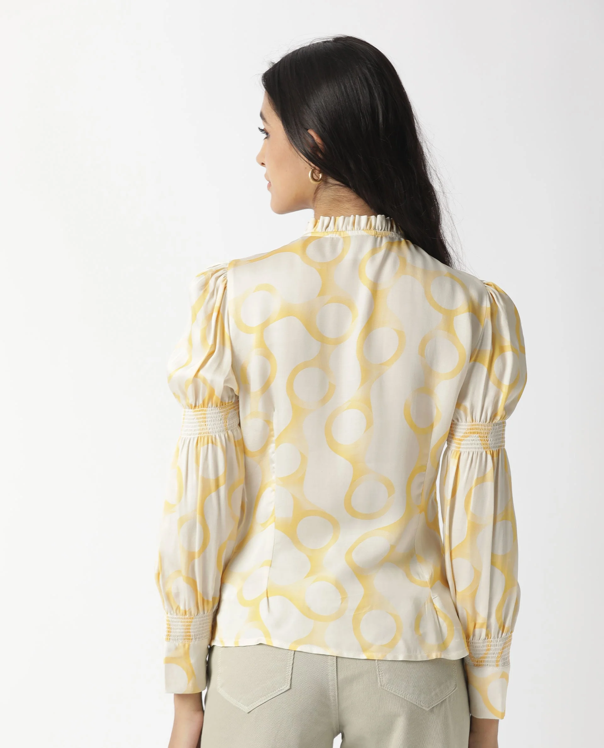 Rareism Women's Emm Offwhite Modal Blend Sweetheart Neck Printed Ruffled Sleeve Slim Fit Top - Image 9