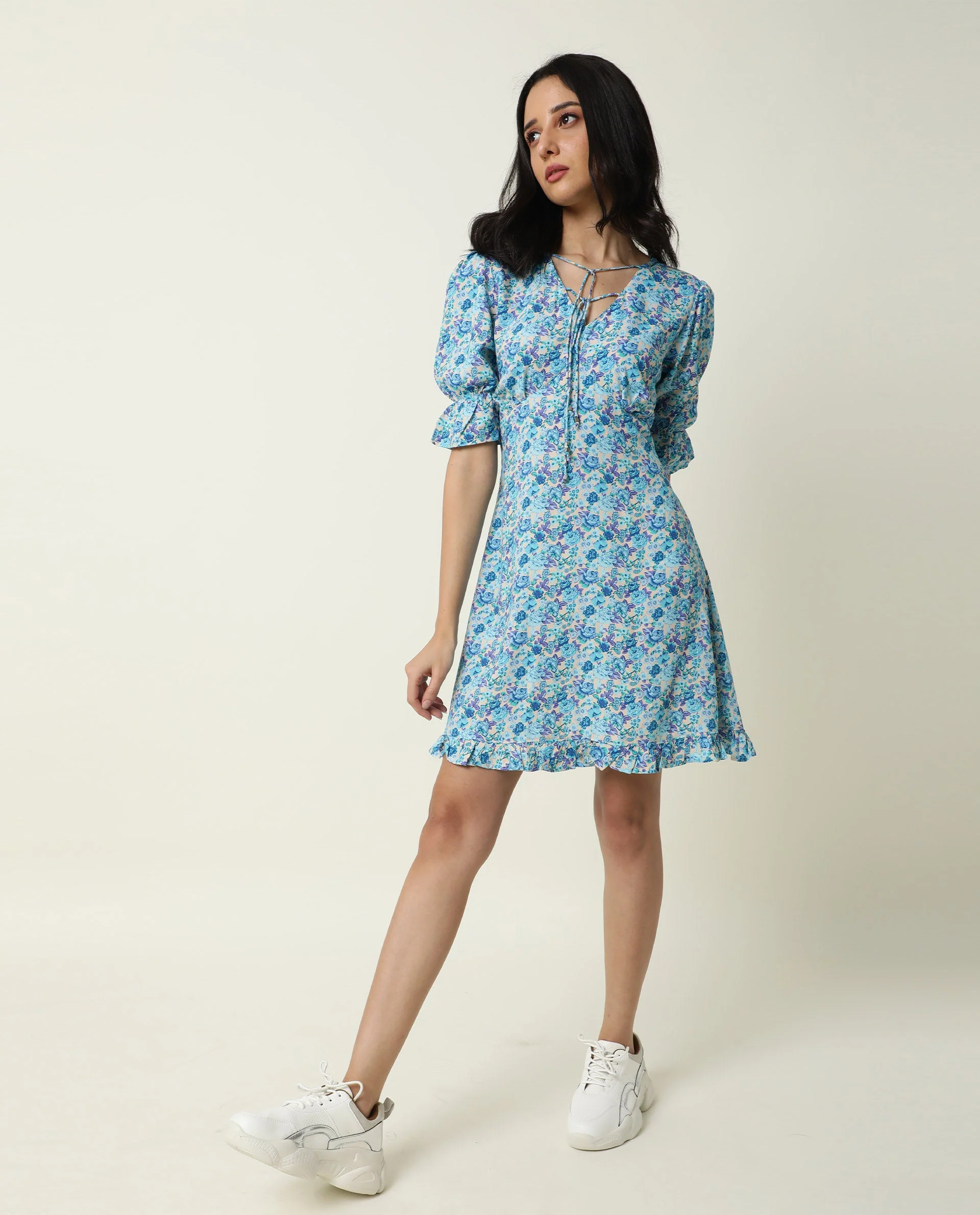 Rareism Women's Eon Blue Viscose V-Neck Floral Print Puff Sleeves Midi Slim Fit Dress - Image 6