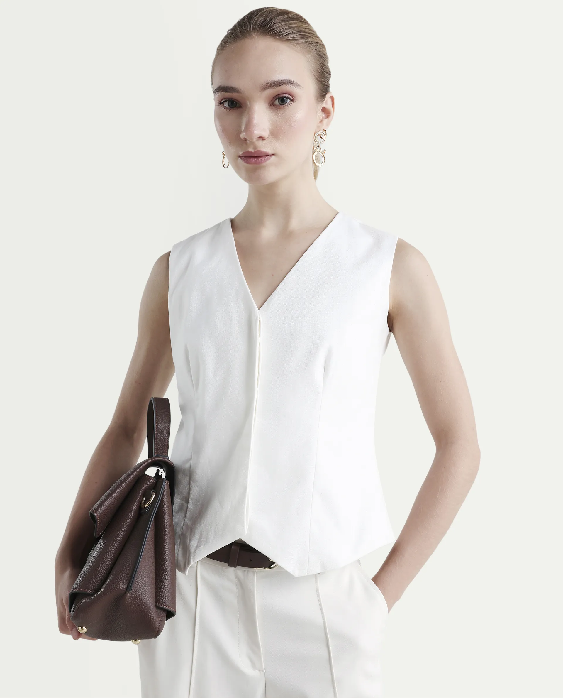 Rareism Women's Epilic White Cotton V-Neck Plain Sleeveless Regular Fit Waist Coat