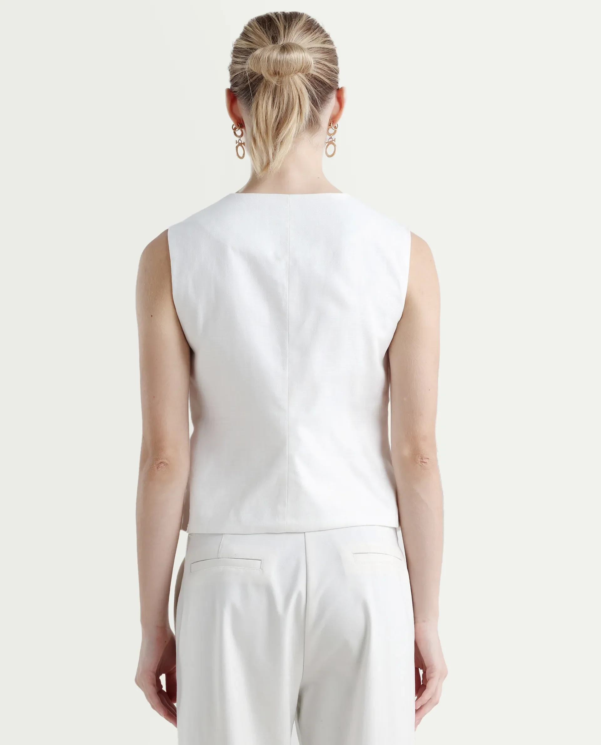 Rareism Women's Epilic White Cotton V-Neck Plain Sleeveless Regular Fit Waist Coat - Image 7