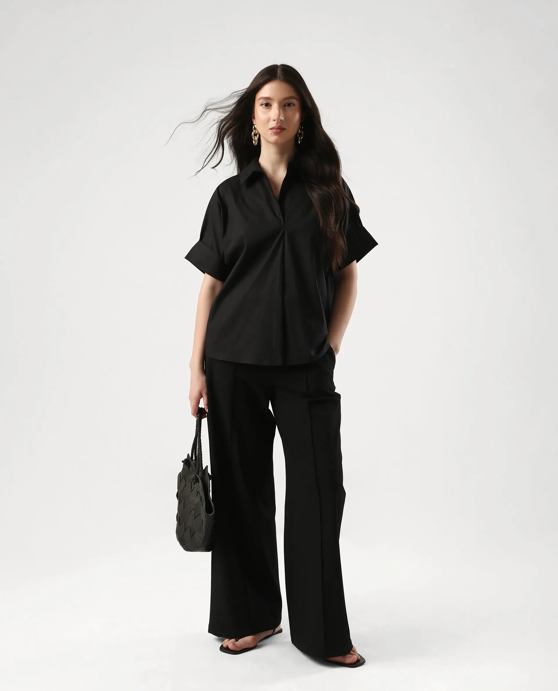 Rareism Women's Episo Black Cotton Blend Plain Extended Sleeves Boxy Fit Top - Image 5