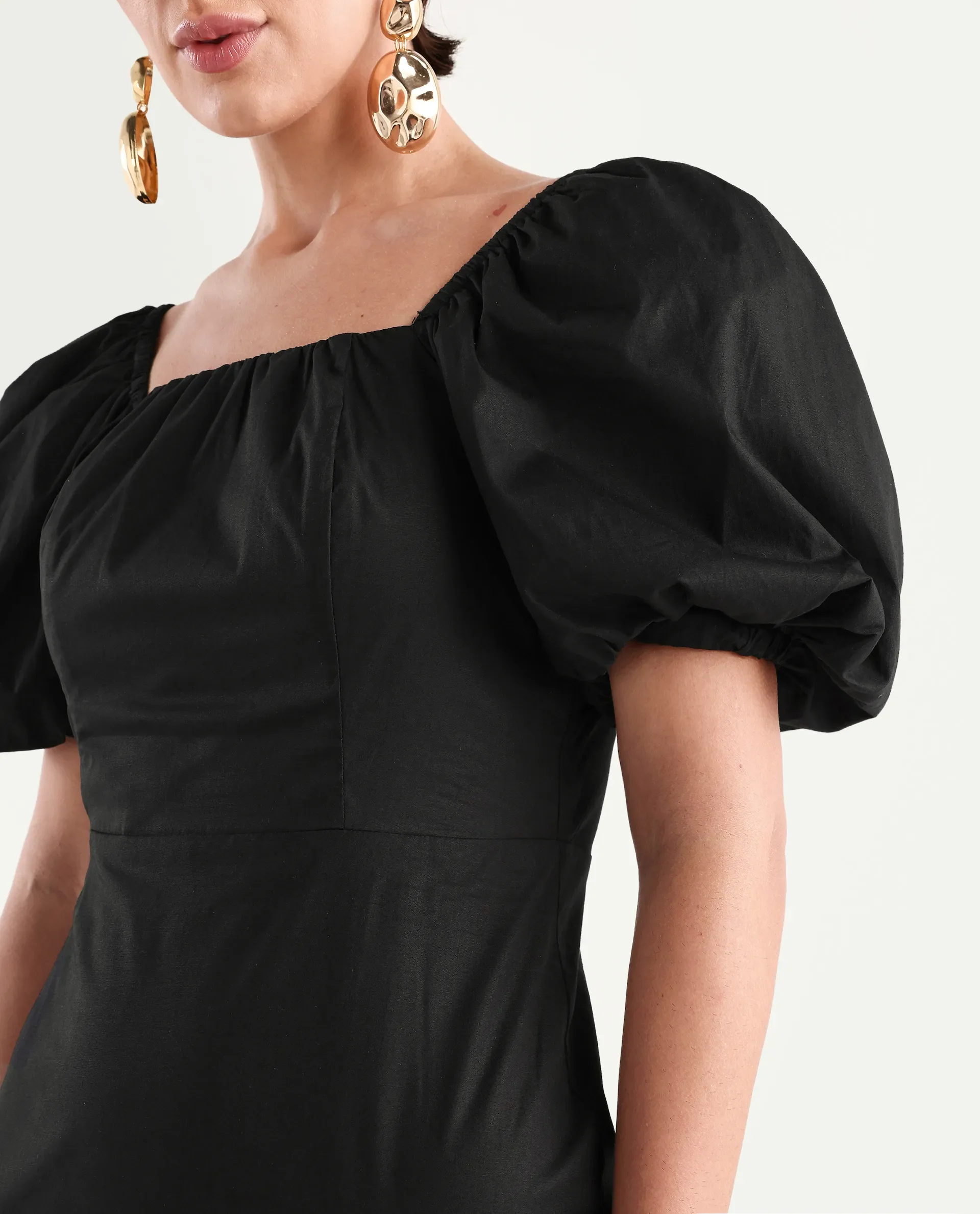Rareism Women's Eplan Black Cotton Square Neck Plain Balloon Sleeve Mini Straight Fit Dress - Image 3