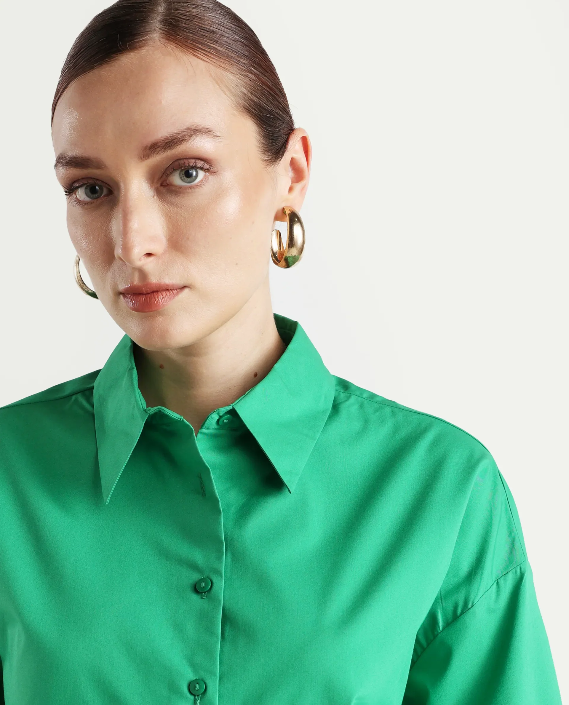 Rareism Women's Epneto Green Cotton Blend Collared Plain Cuffed Sleeve Boxy Fit Shirt - Image 4