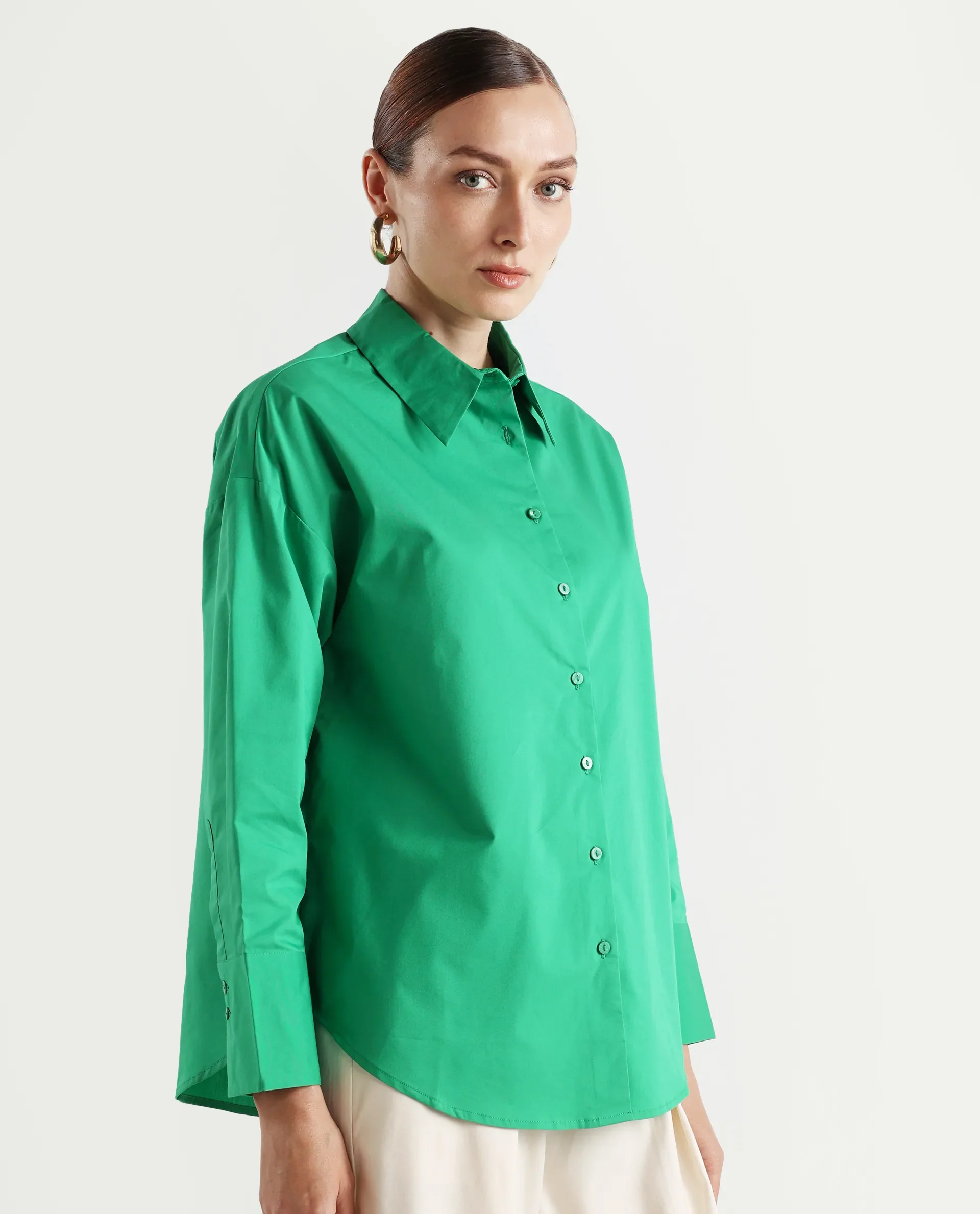 Rareism Women's Epneto Green Cotton Blend Collared Plain Cuffed Sleeve Boxy Fit Shirt - Image 7