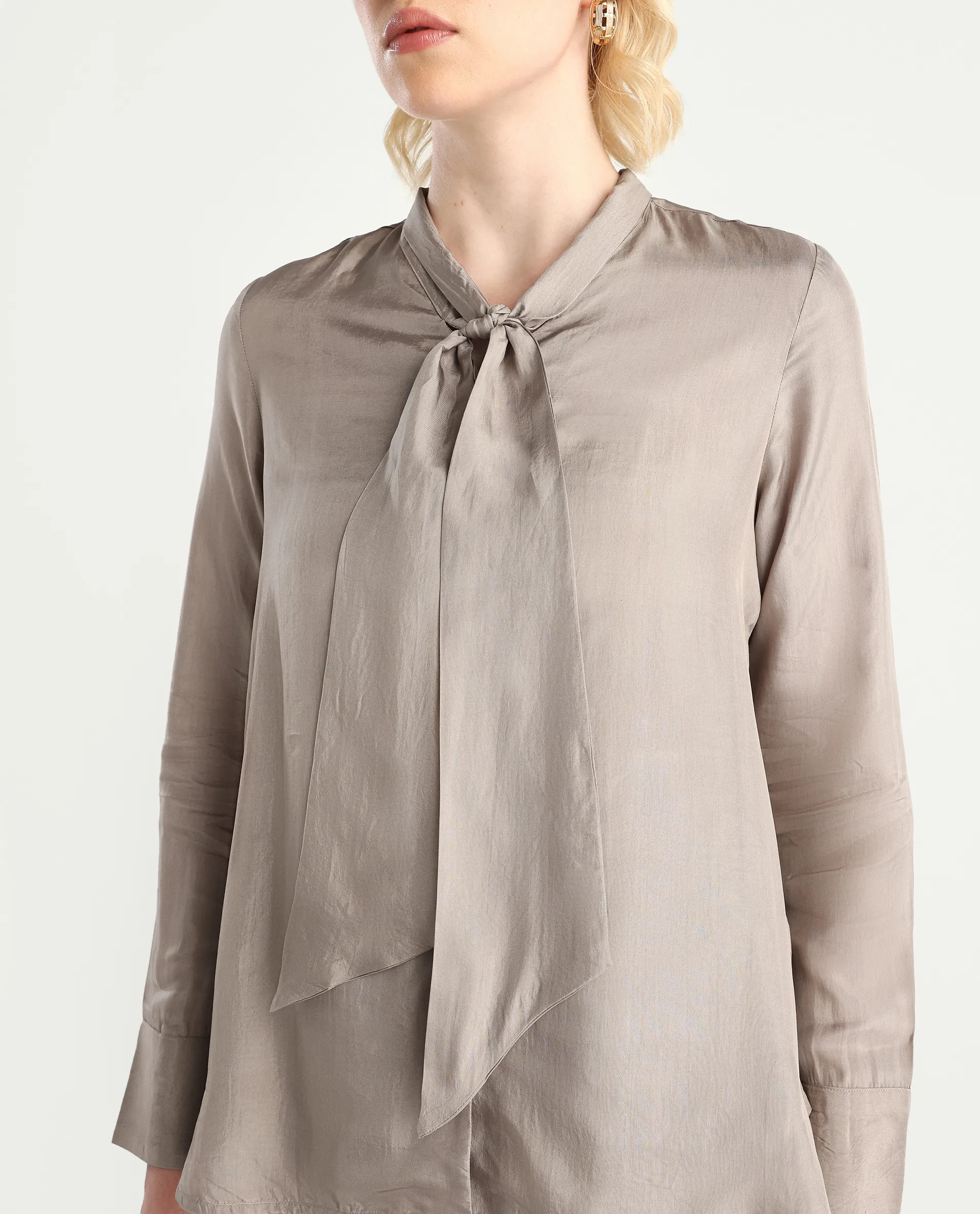 Rareism Women's Epoam Grey Cotton Blend Plain Cuffed Sleeve Regular Fit Shirt - Image 4