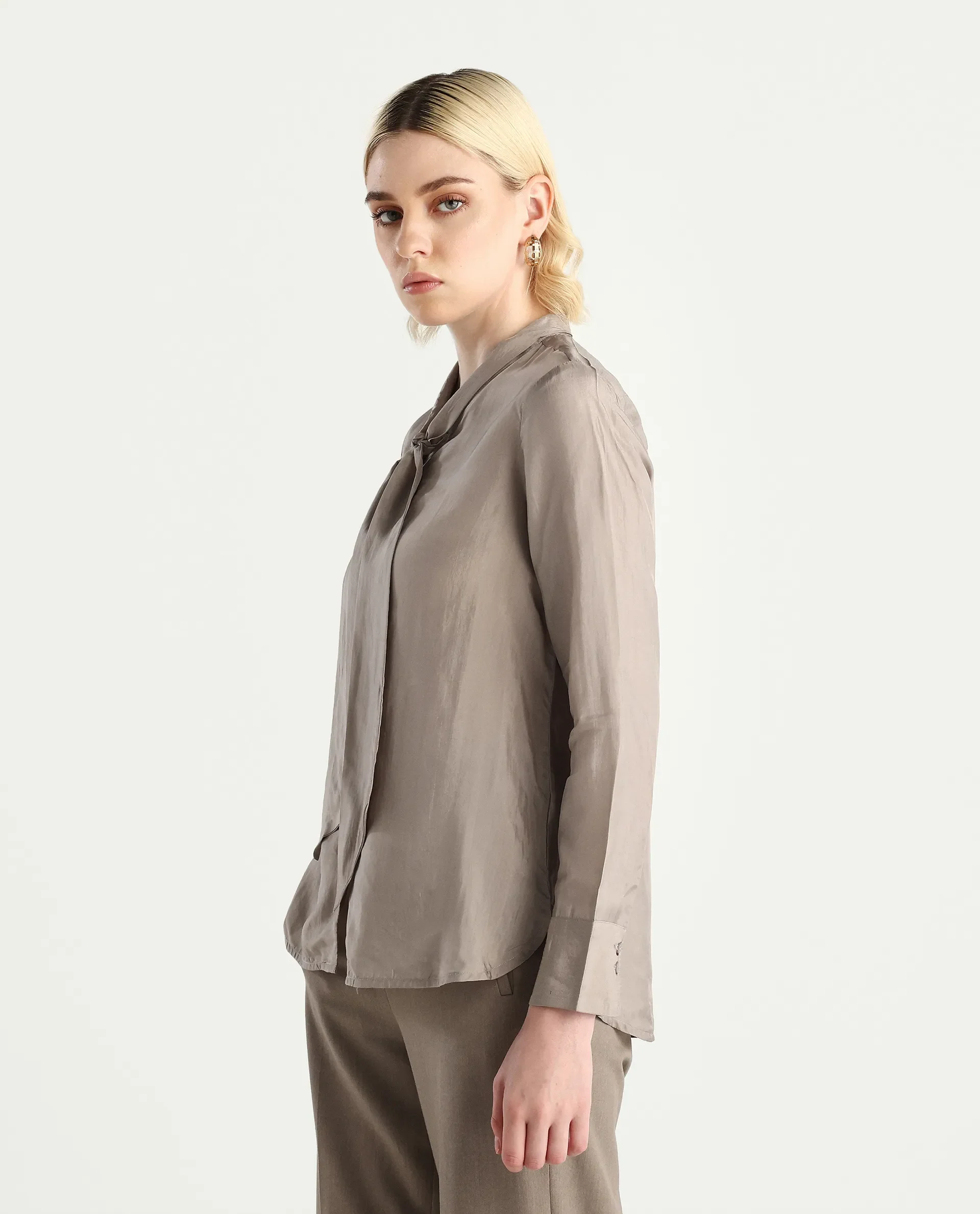 Rareism Women's Epoam Grey Cotton Blend Plain Cuffed Sleeve Regular Fit Shirt - Image 5