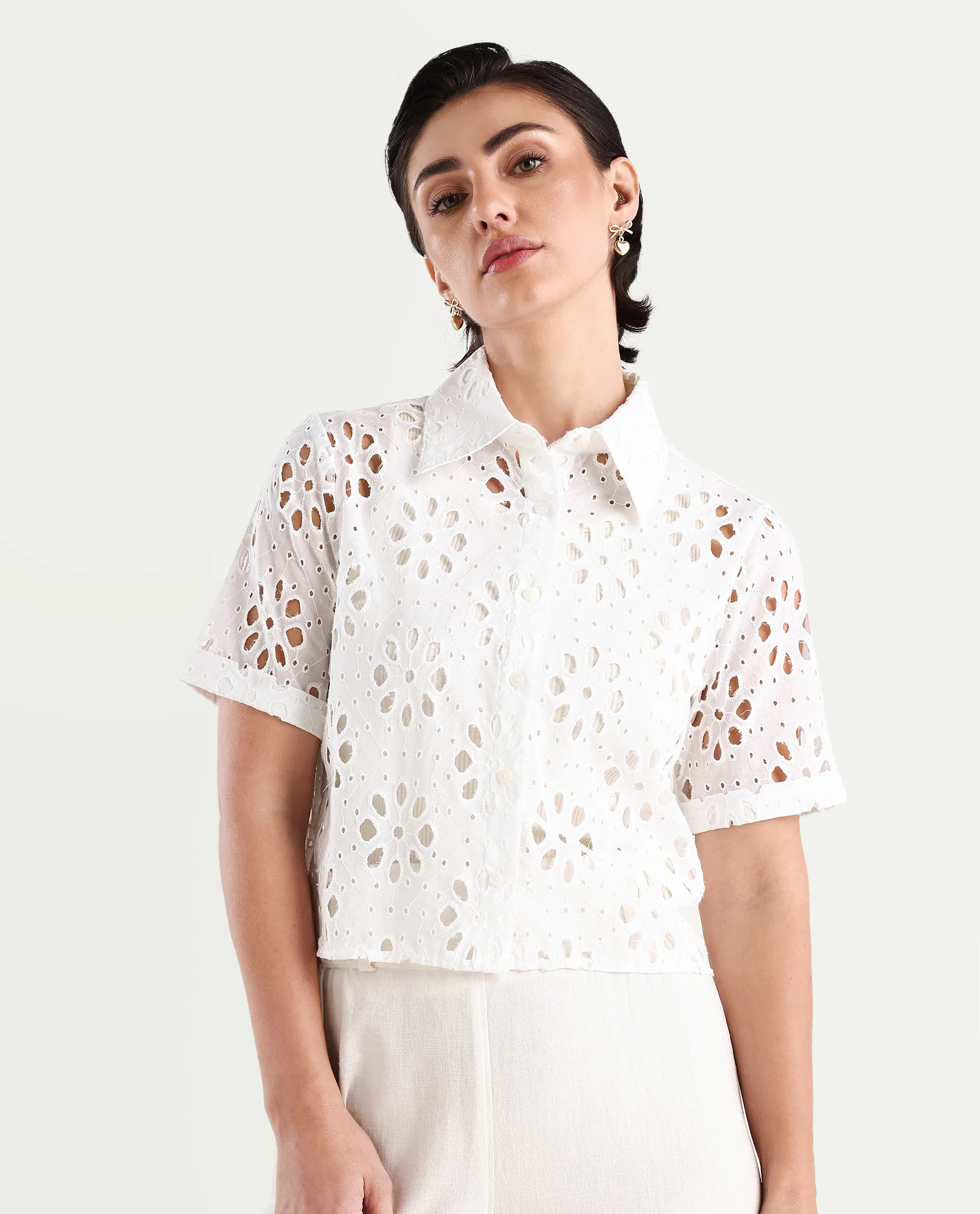 Rareism Women's Epoch White Cotton Collared Plain Crop Regular Fit Shirt - Image 4
