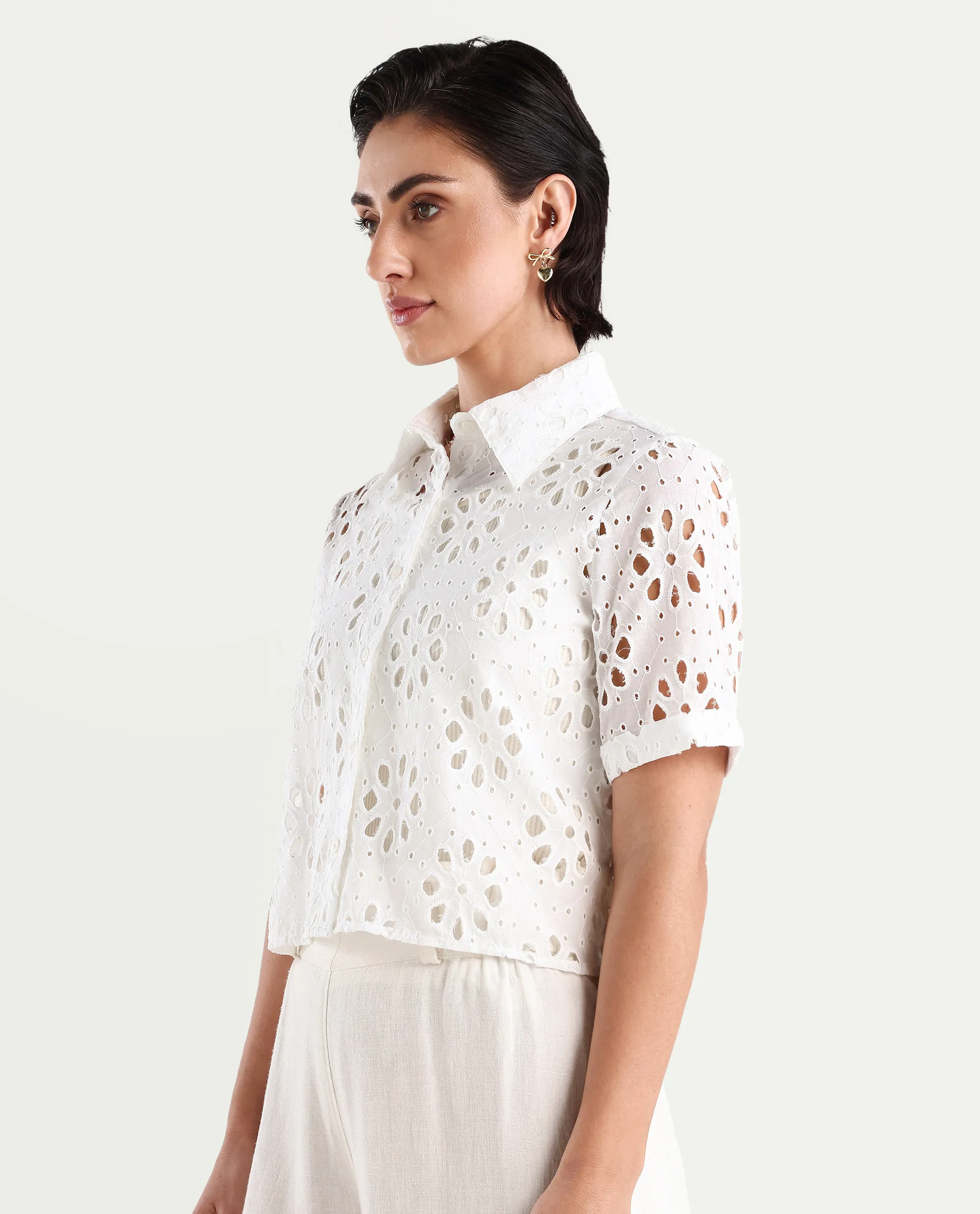 Rareism Women's Epoch White Cotton Collared Plain Crop Regular Fit Shirt - Image 5