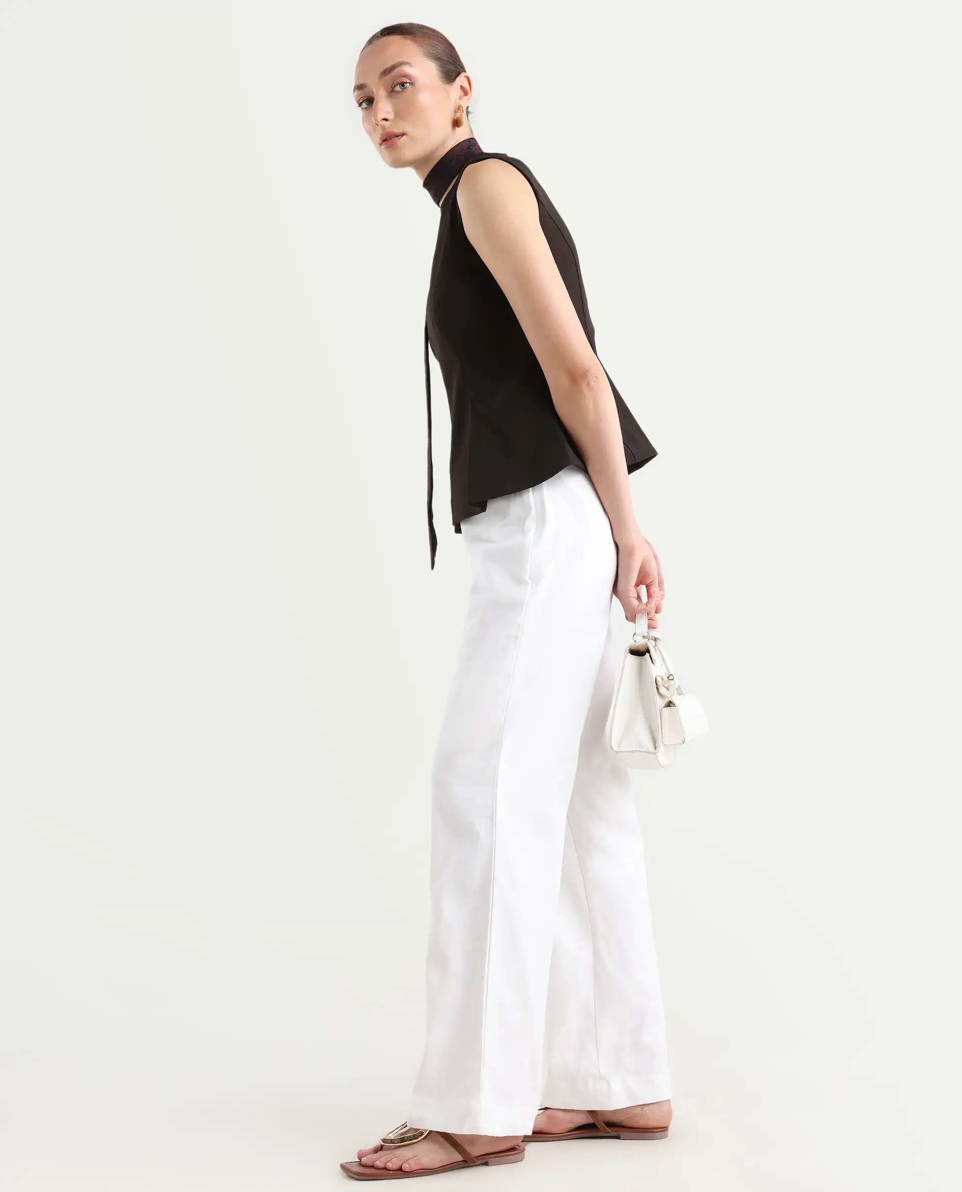 Rareism Women's Epors White Modal Plain Ankle Length Straight Fit Trouser - Image 2