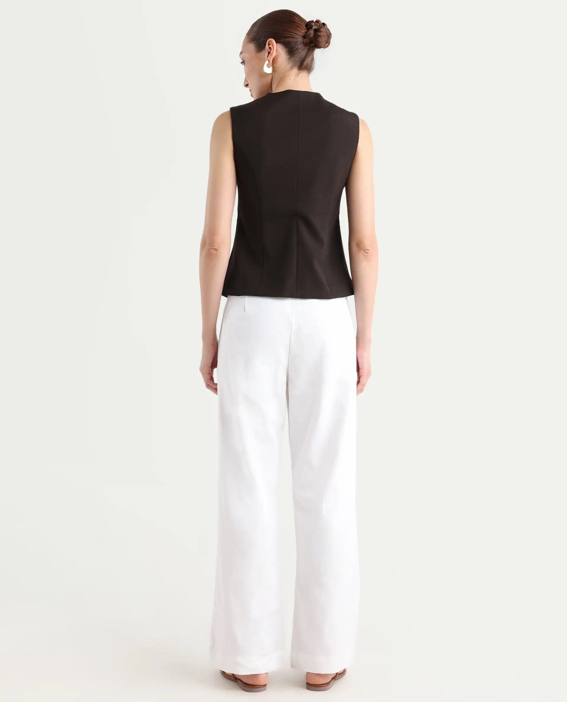 Rareism Women's Epors White Modal Plain Ankle Length Straight Fit Trouser - Image 8