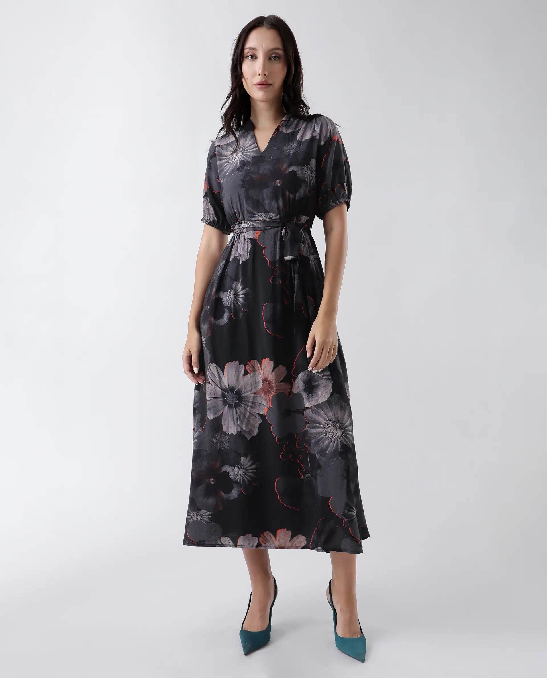 Rareism Women's Epory Black Viscose Blend Floral Print Extended Sleeves Midi A-Line Dress - Image 4