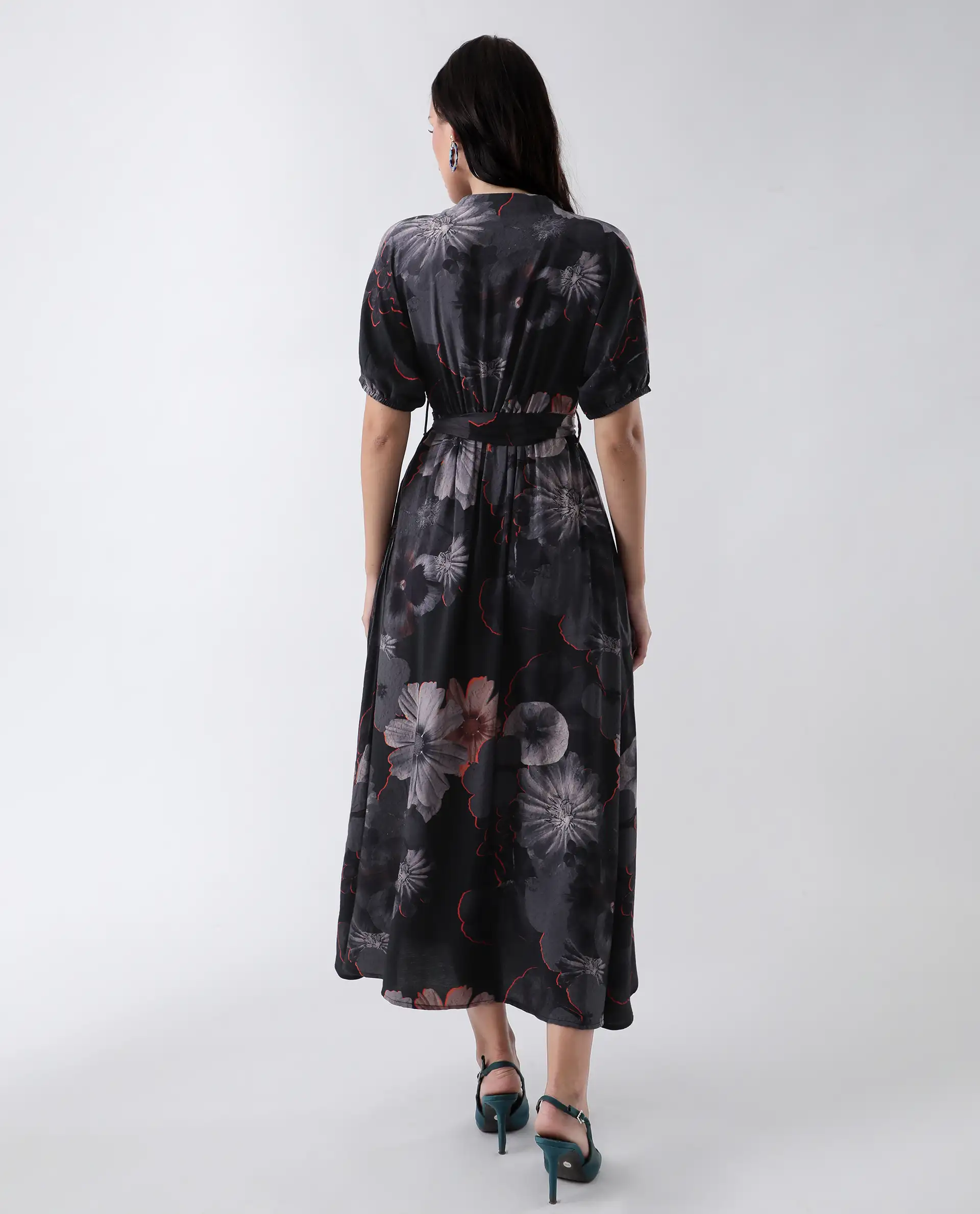 Rareism Women's Epory Black Viscose Blend Floral Print Extended Sleeves Midi A-Line Dress - Image 7