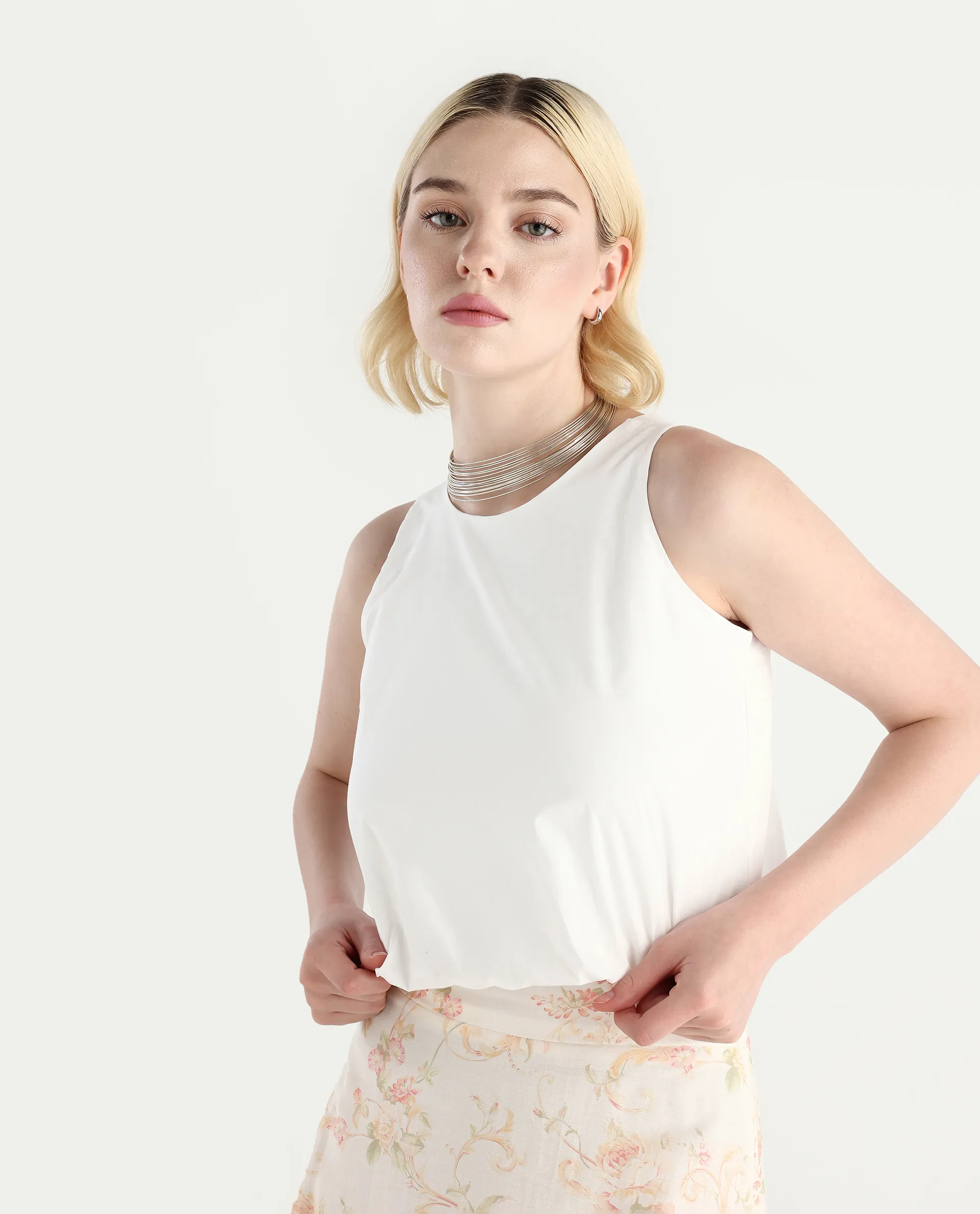 Rareism Women's Eptic White Cotton Plain Sleeveless Crop Regular Fit Top - Image 4