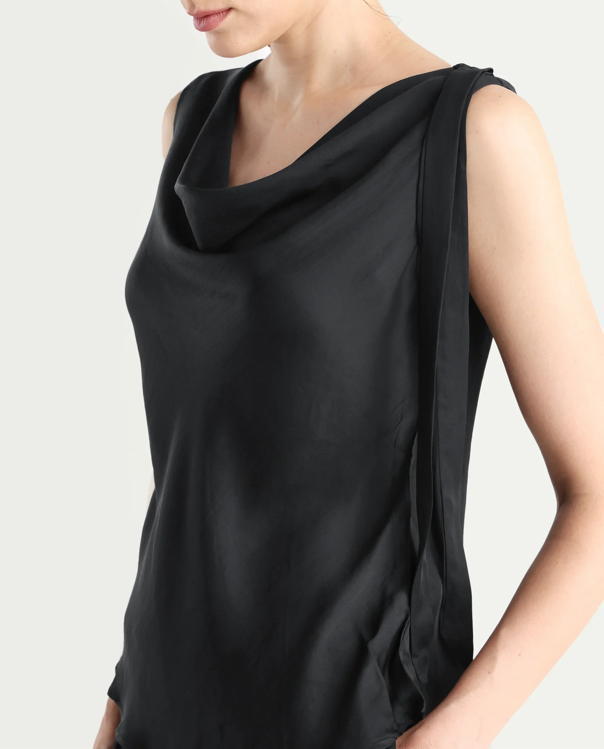 Rareism Women's Epuke Black Polyester Boat Neck Plain Sleeveless Regular Fit Top - Image 4