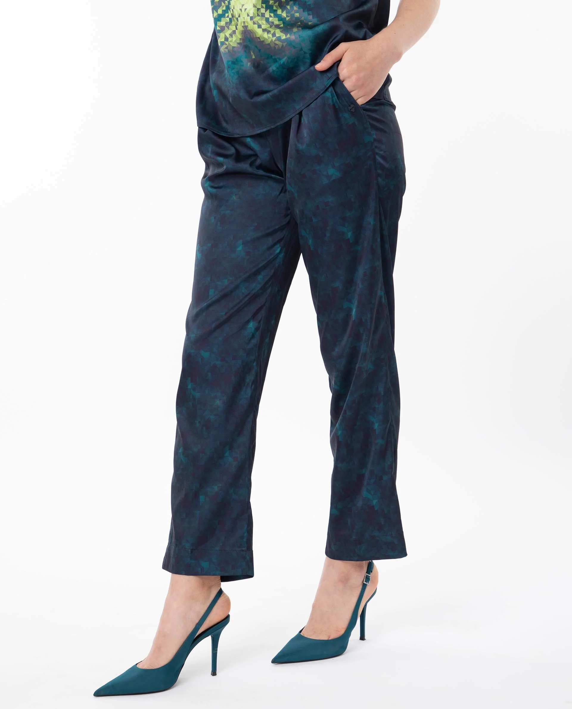 Rareism Women's Erent Blue Polyester Abstract Print Ankle Length Relaxed Fit Trouser - Image 6