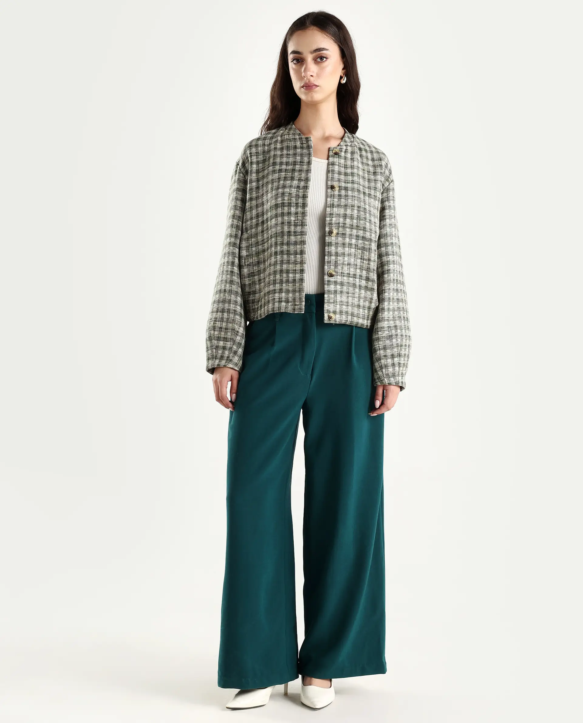 Rareism Women's Erica Green Polyester Blend Plain Ankle Length Wide Trouser - Image 3