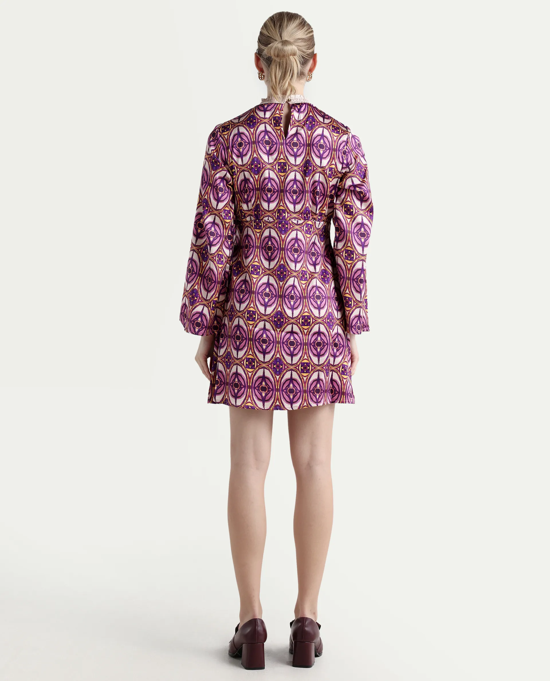 Rareism Women's Erzurum Multi Cotton Sweetheart Neck Abstract Print Bell Sleeve Knee Length Flared Dress - Image 7