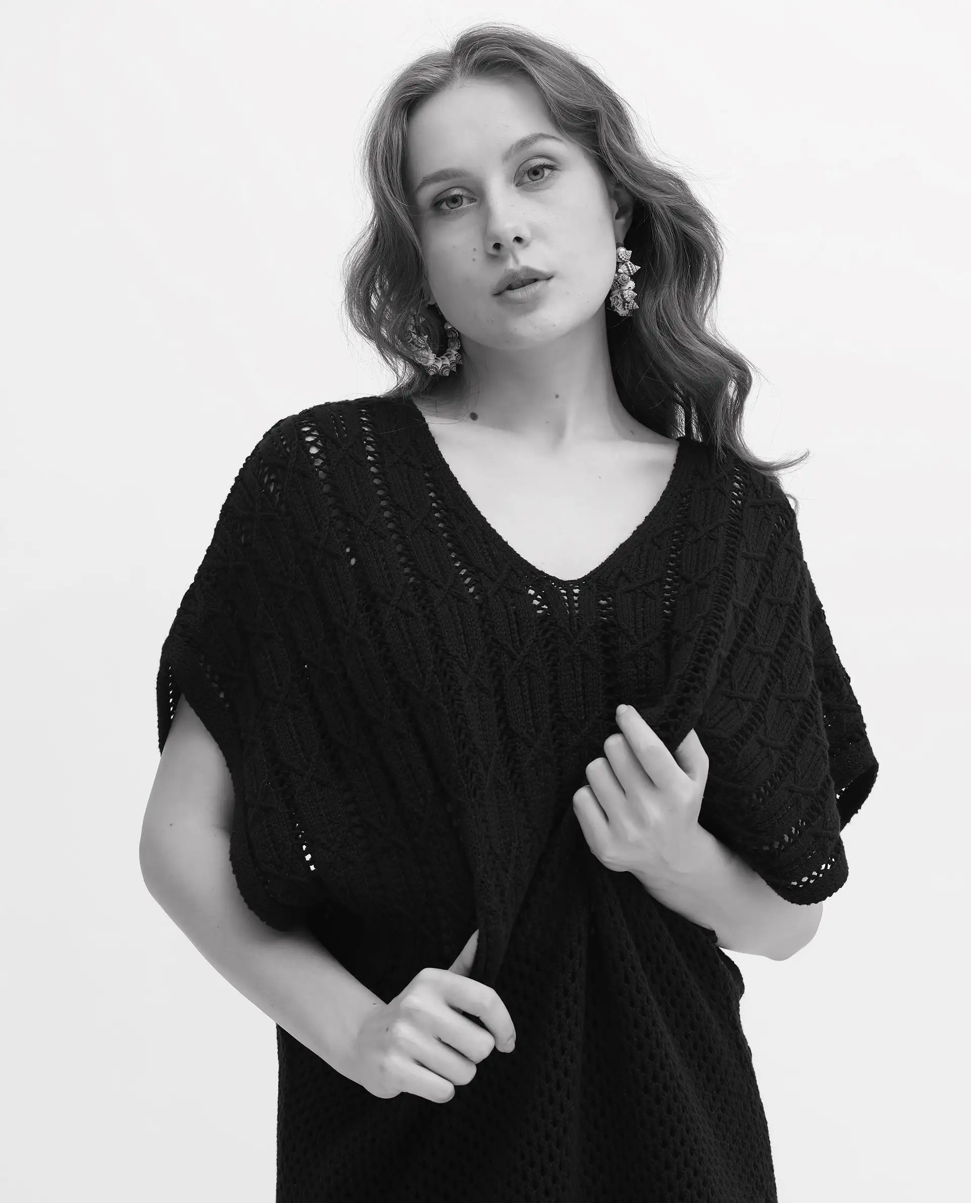 Rareism Women's Espantiago Black Cotton V-Neck Plain Extended Sleeves Knee Length Relaxed Fit Dress - Image 12
