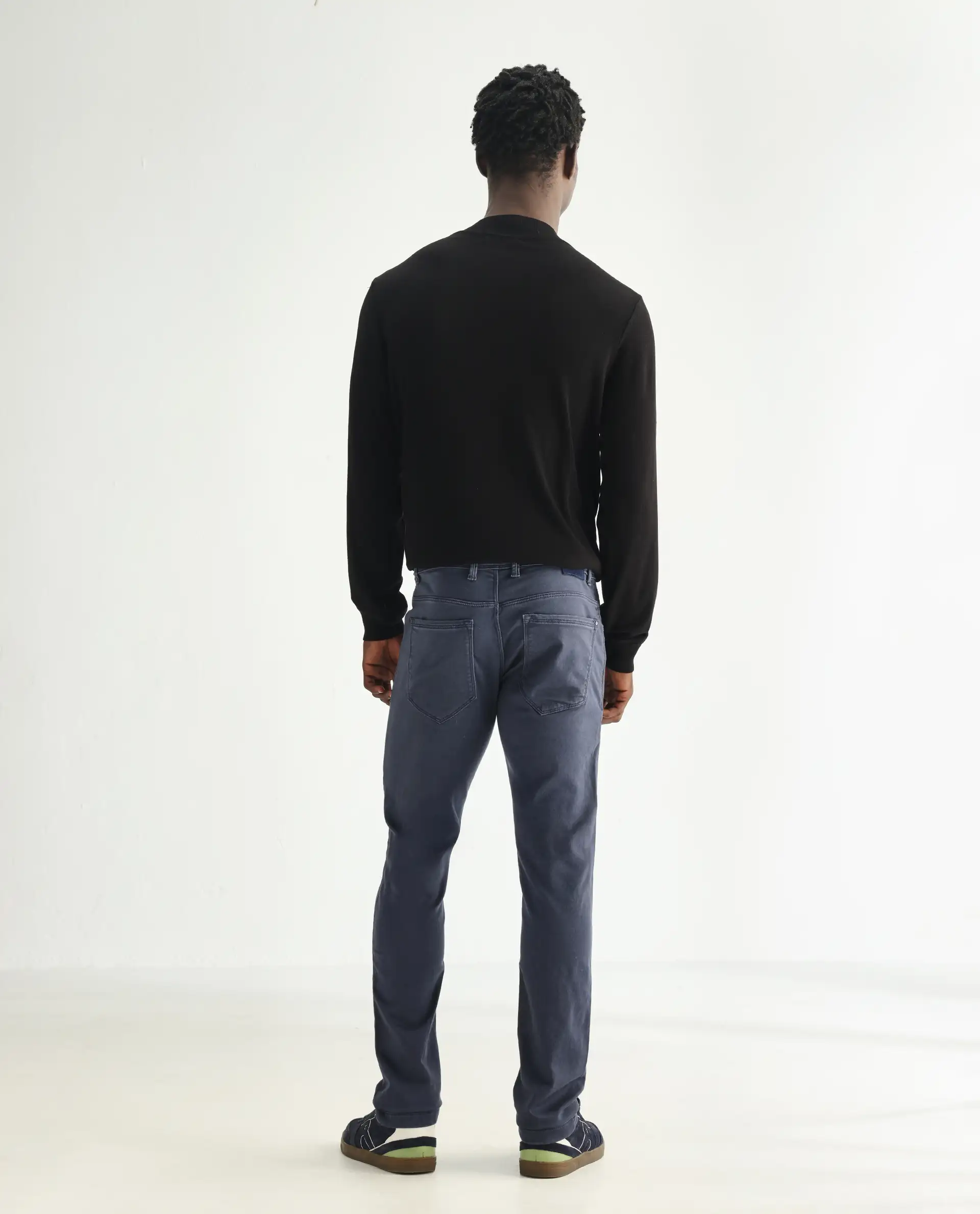 Rare Rabbit Men's Essen Light Purple Cotton Plain Hawk Slim Fit Jeans - Image 9