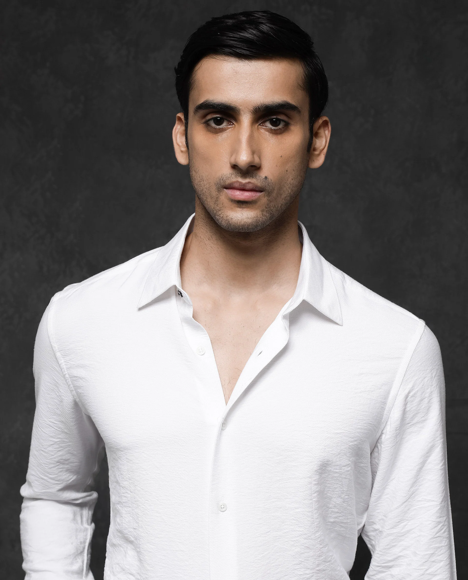 Rare Rabbit Men's Esty White Viscose Textured Regular Fit Full Sleeve Collared Shirt - Image 4