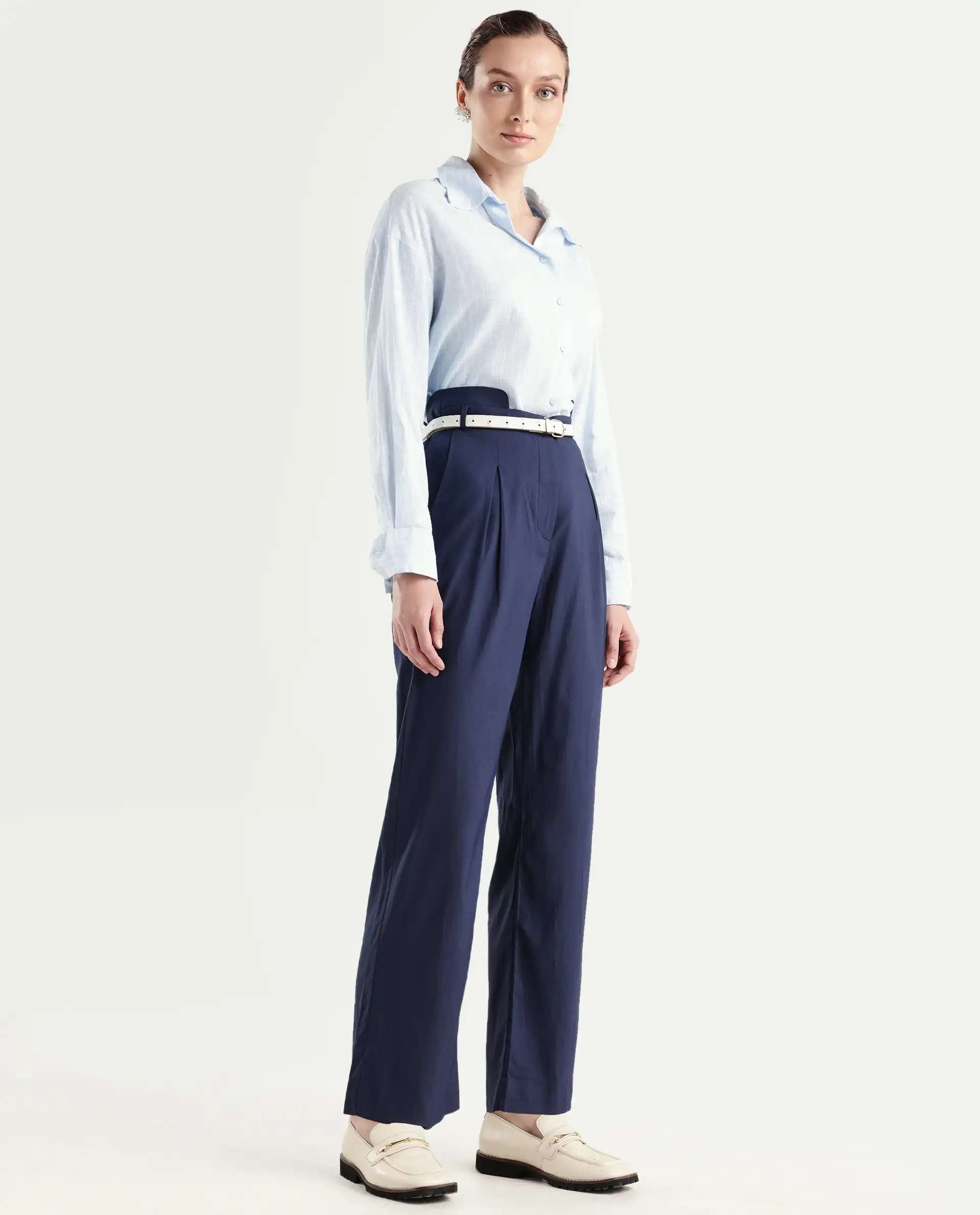 Rareism Women's Evanova Navy Viscose Plain Ankle Length Regular Fit Trouser - Image 6
